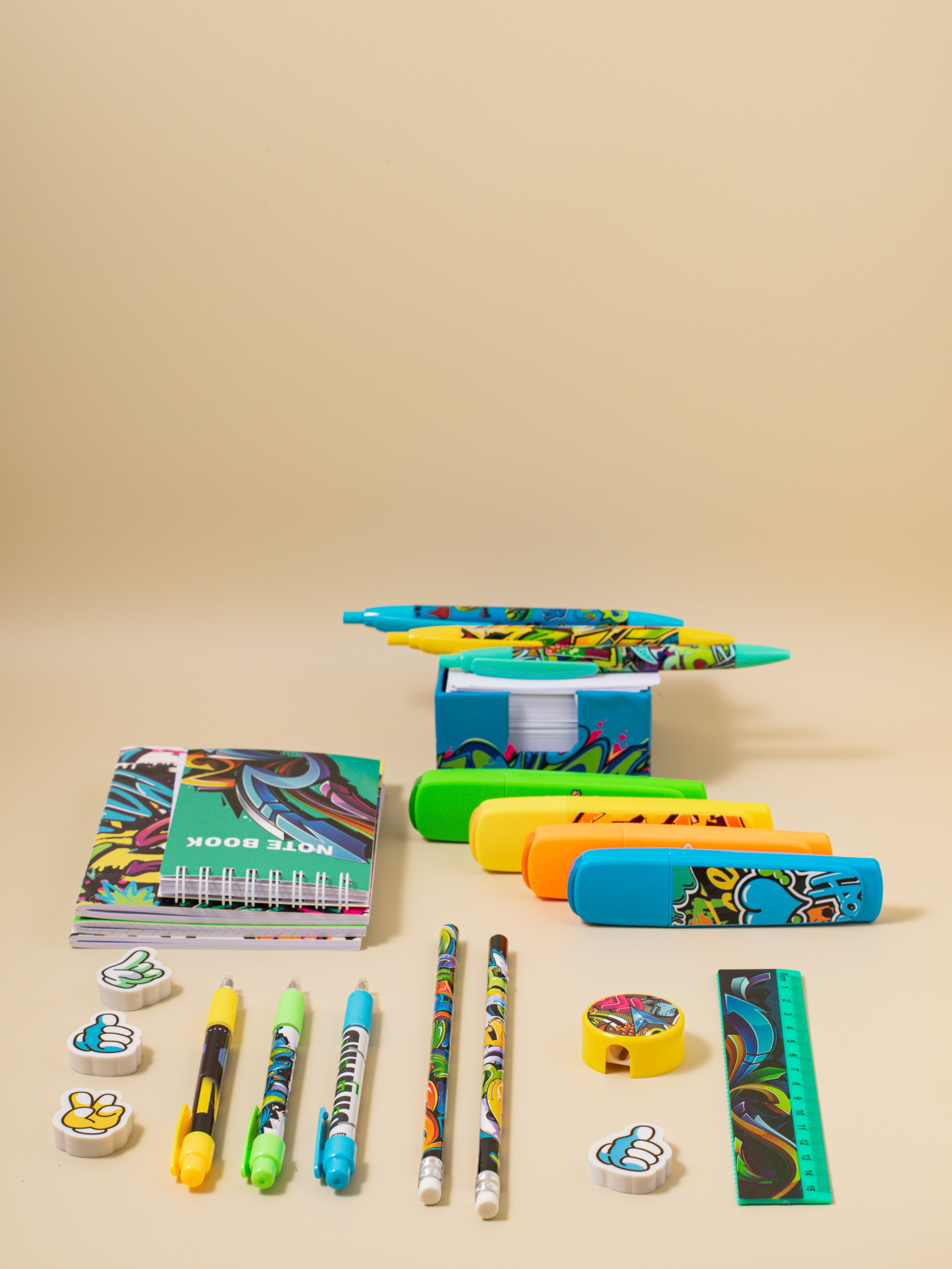 СЪЁМКА ТОВАРОВ ДЛЯ РИСОВАНИЯ. СЪЁМКА КАНЦЕЛЯРИИ и НАСТОЛЬНЫХ ИГР. Светлана Афромеева. Предметный фотограф. Волгоград