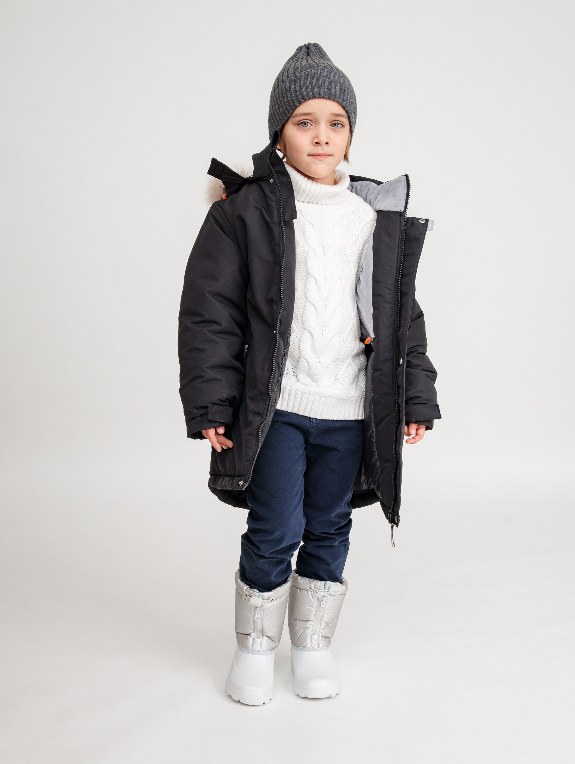 Предметная съемка и продакшн видео обуви для каталога, сайта, маркетплейсов. Студия коммерческой съемки ХВОЯ