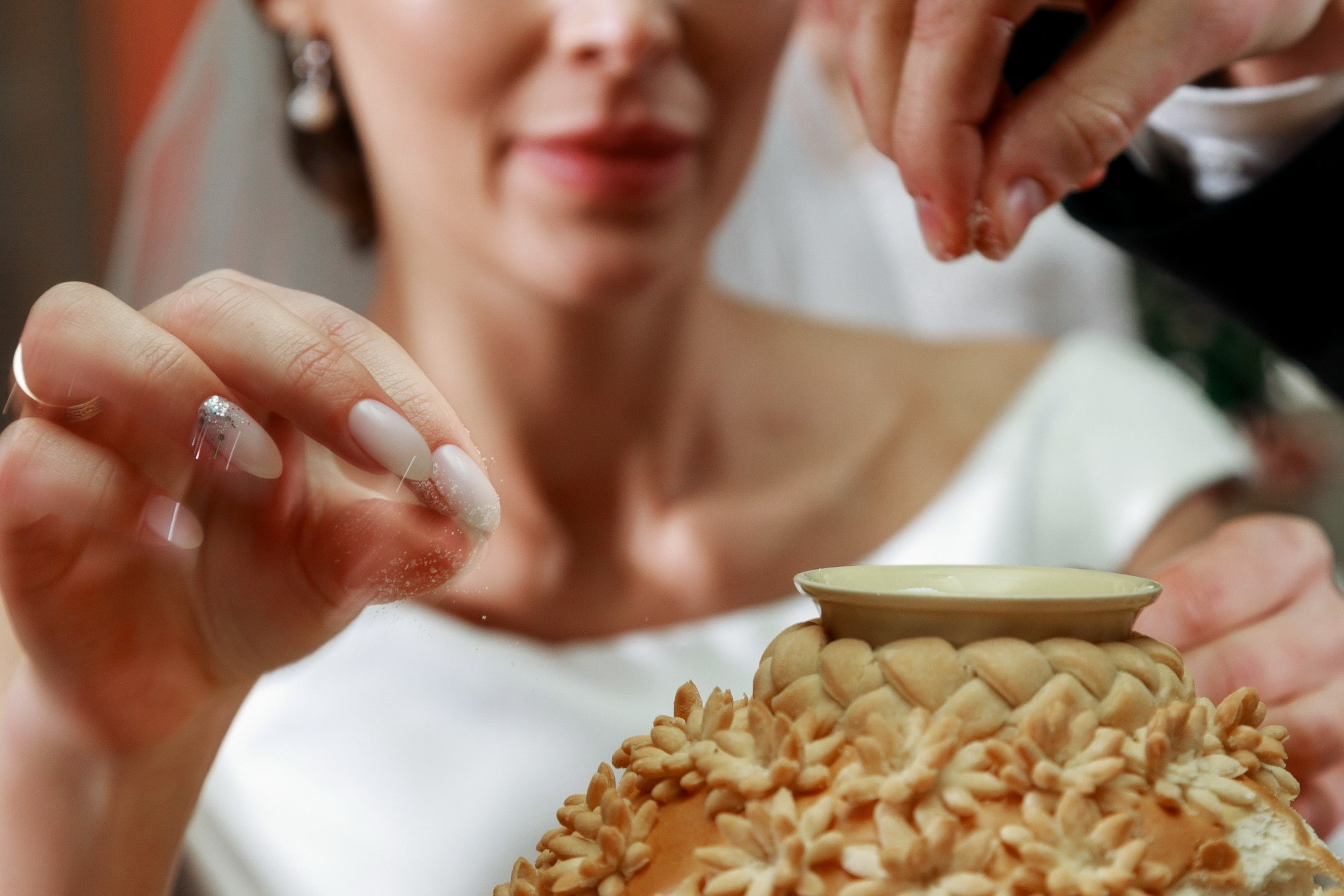 Свадьба с огоньком. Фотограф крещение венчание в Петербурге! Помогает подобрать храм и посоветовал душевного батюшку в СПб