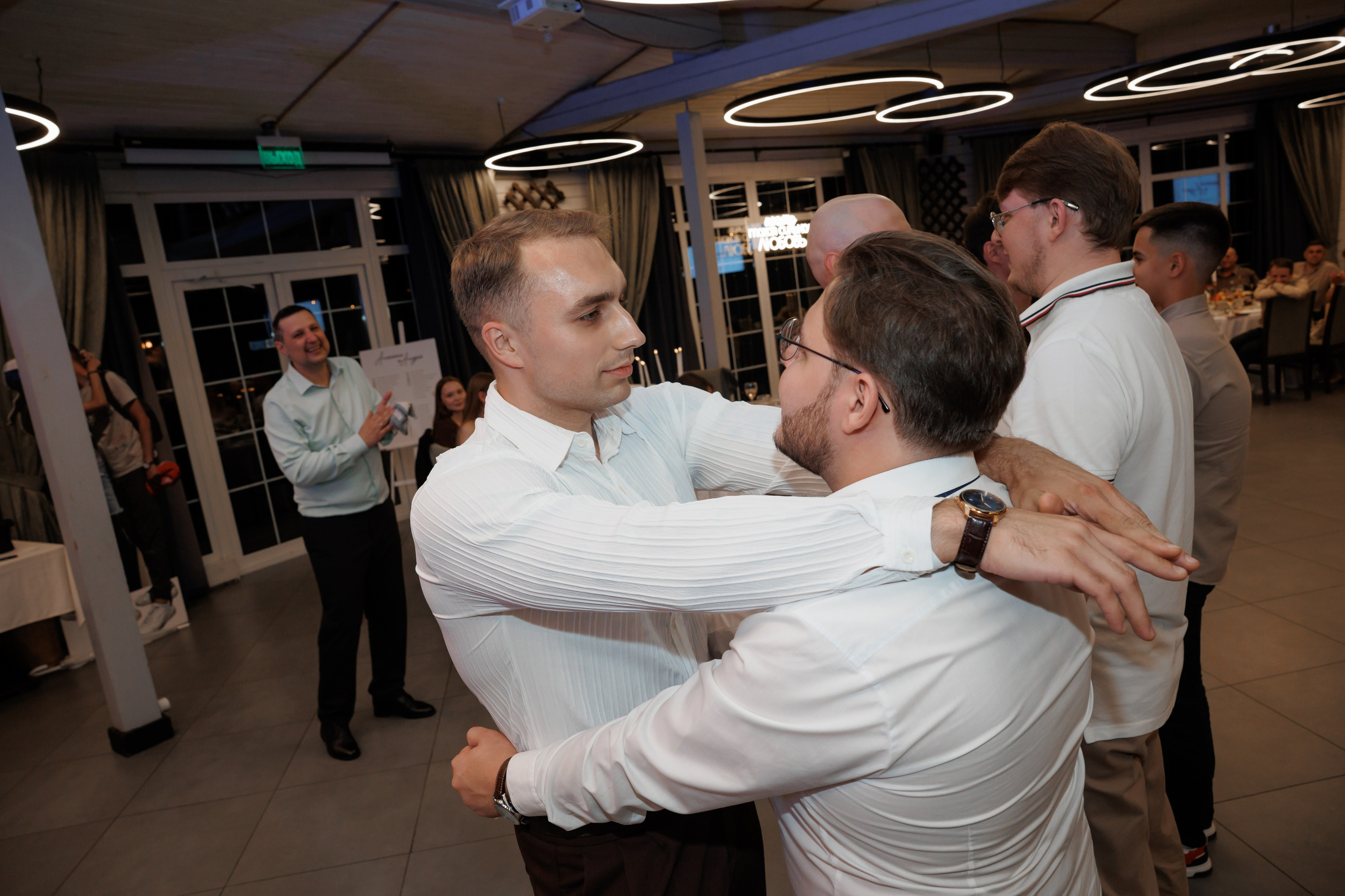 Регистрация в отеле Fish Point, ЗАГС Бутово, прогулка в Остафьево. Свадебный и репортажный фотограф (Москва, Королев и другие)