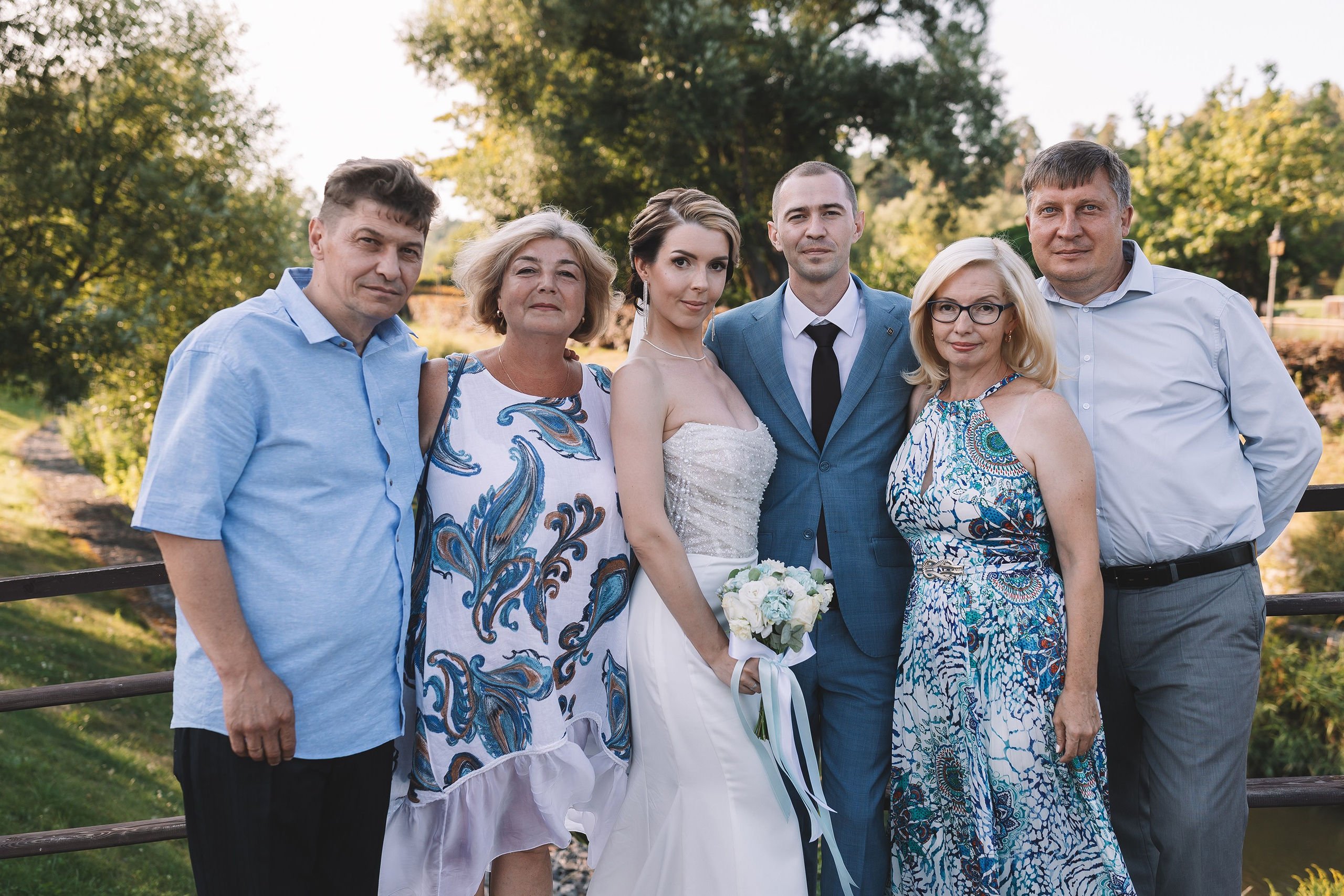 Свадебная фотосессия с росписью в ЗАГСе Видное и фотосессией с машиной. Свадебный фотограф в Москве — Оскар Гелманов