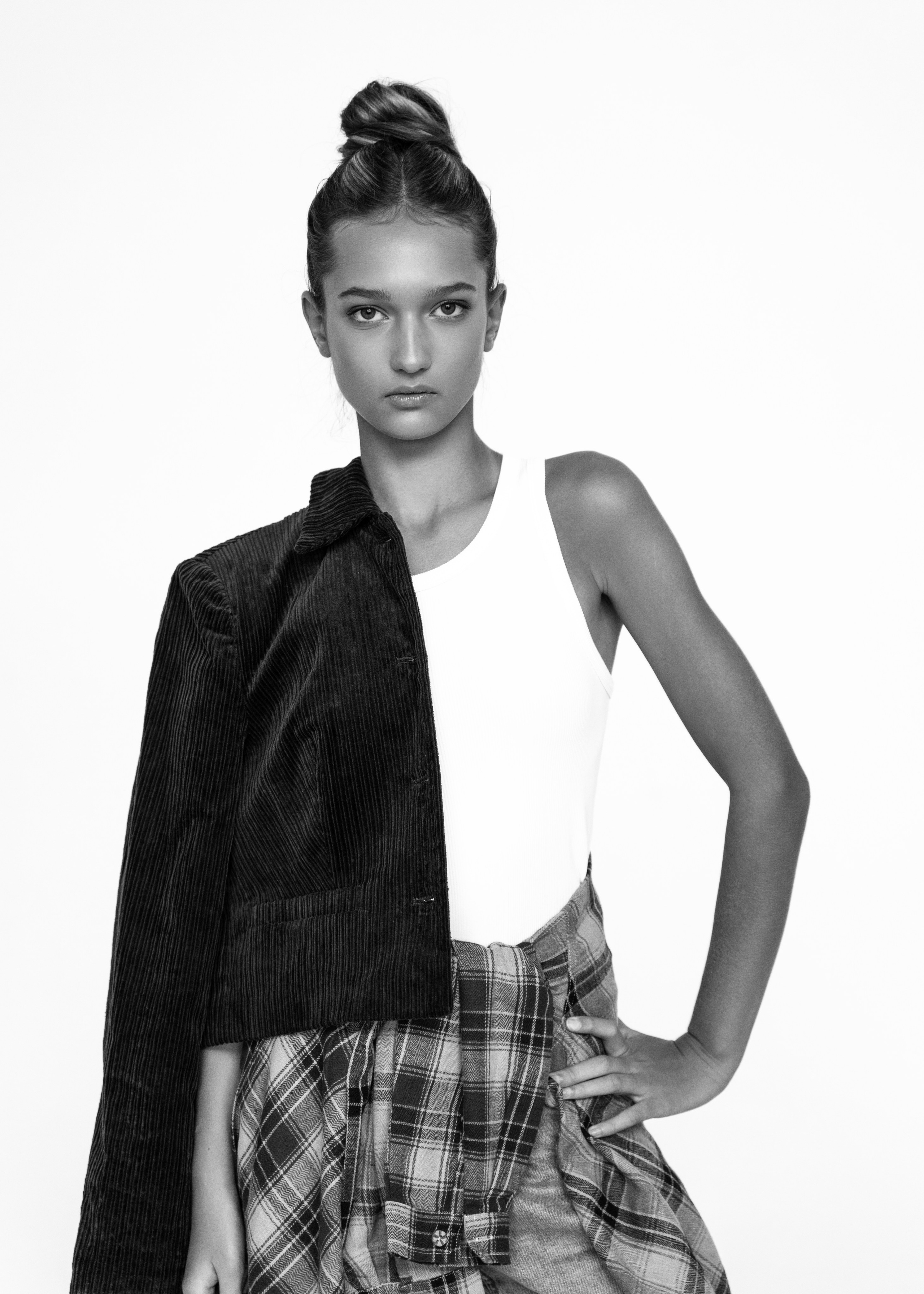 Sofi. Фотограф Москва Виктория Вишневская актерское / модельное портфолио