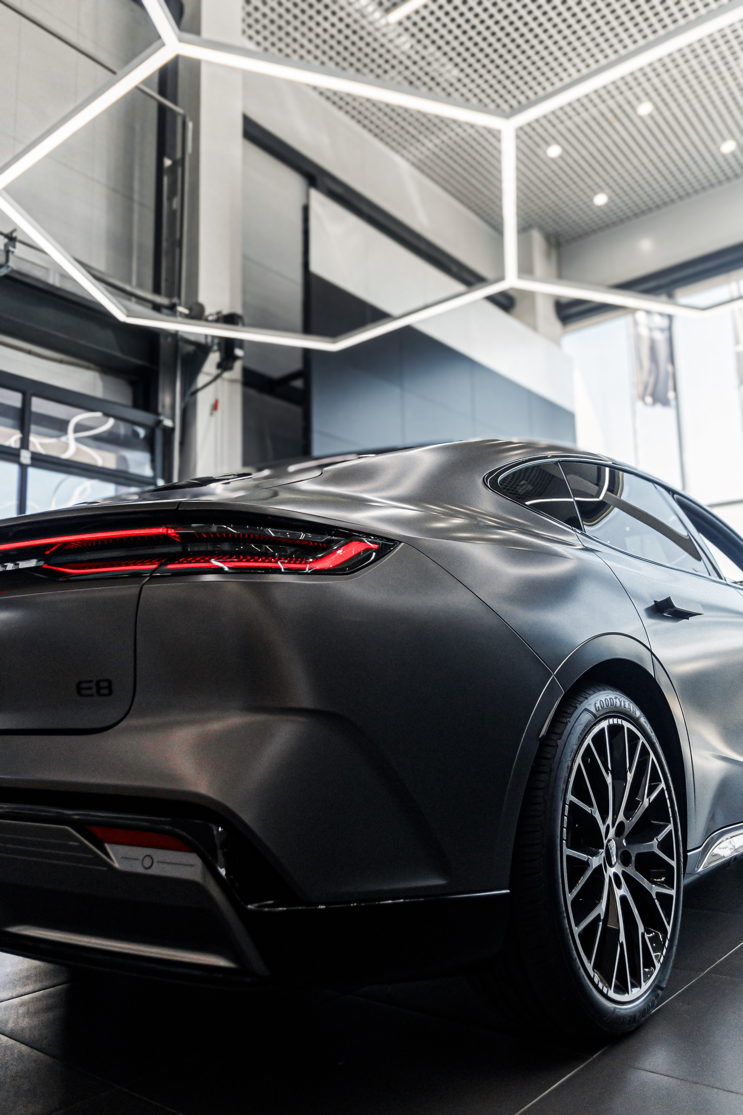 Джили Центр Минск. Свадебный фотограф Минск, Фаниполь, Беларусь Кирилл Напреев