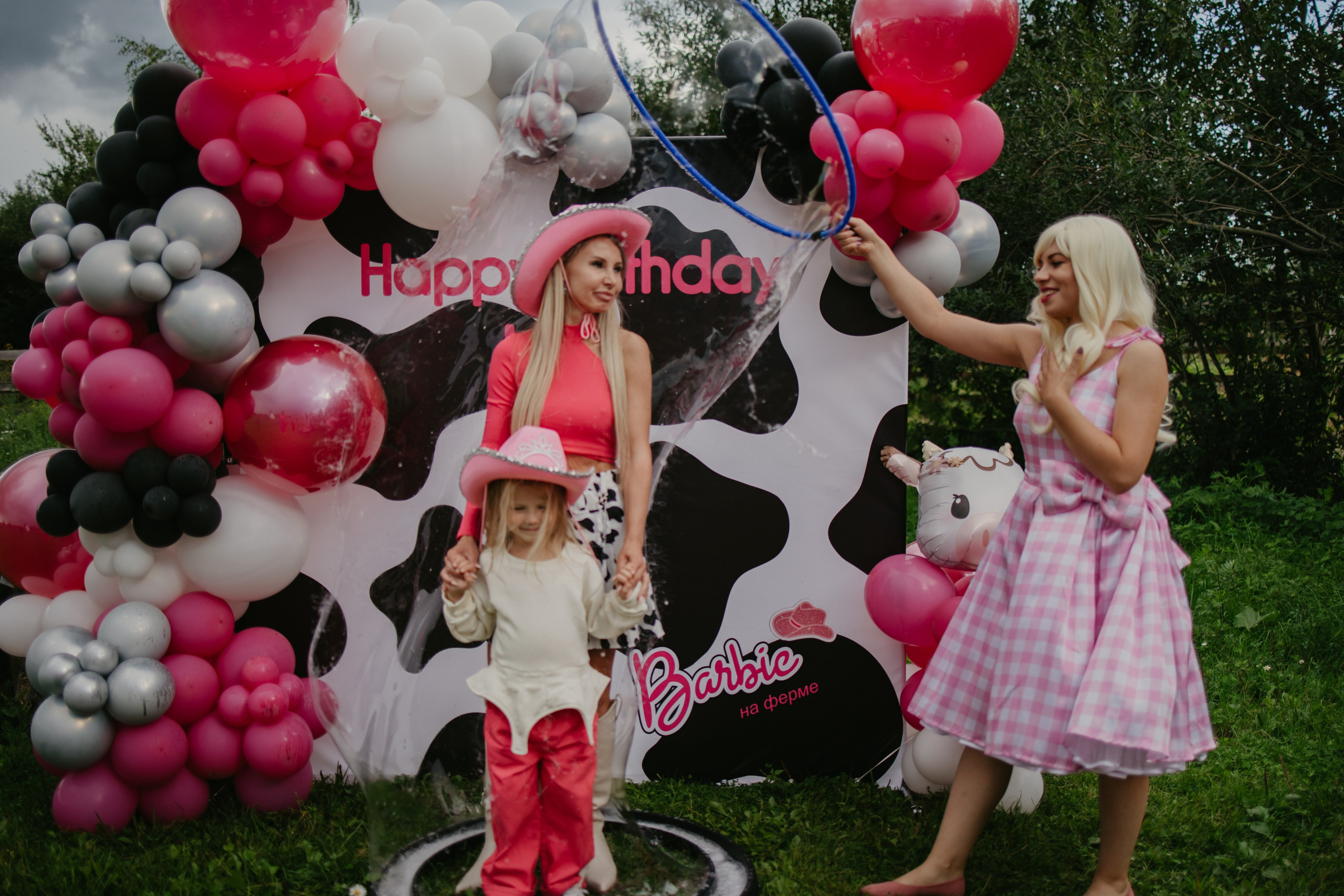 Лера 2 годика. Репортажный и портретный фотограф в Санктпетербурге. Видиосъемка мероприятий в Санкт-Петербурге