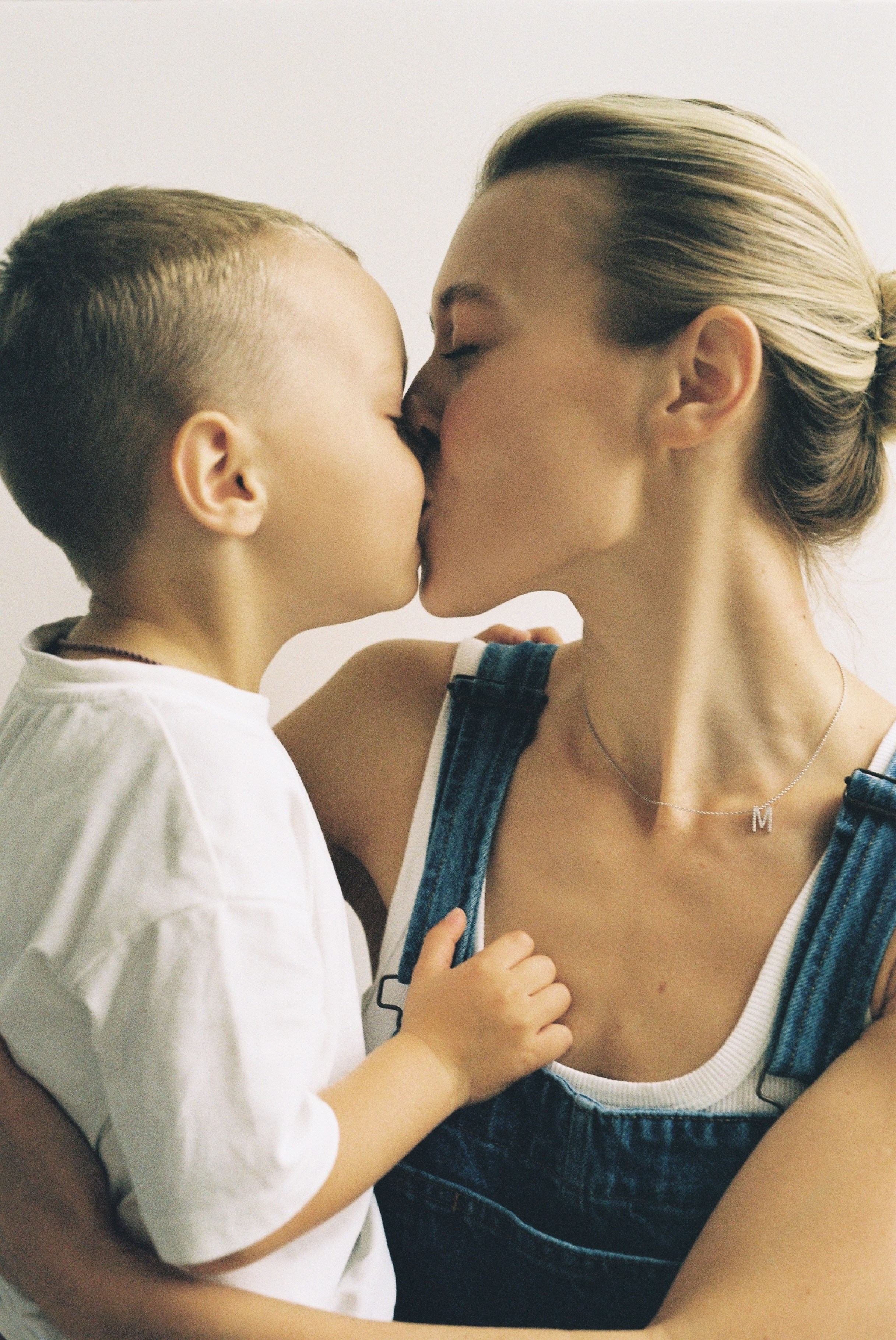 Дарья и Мирон (35 mm). Фотограф в Екатеринбурге и Москве, Анна