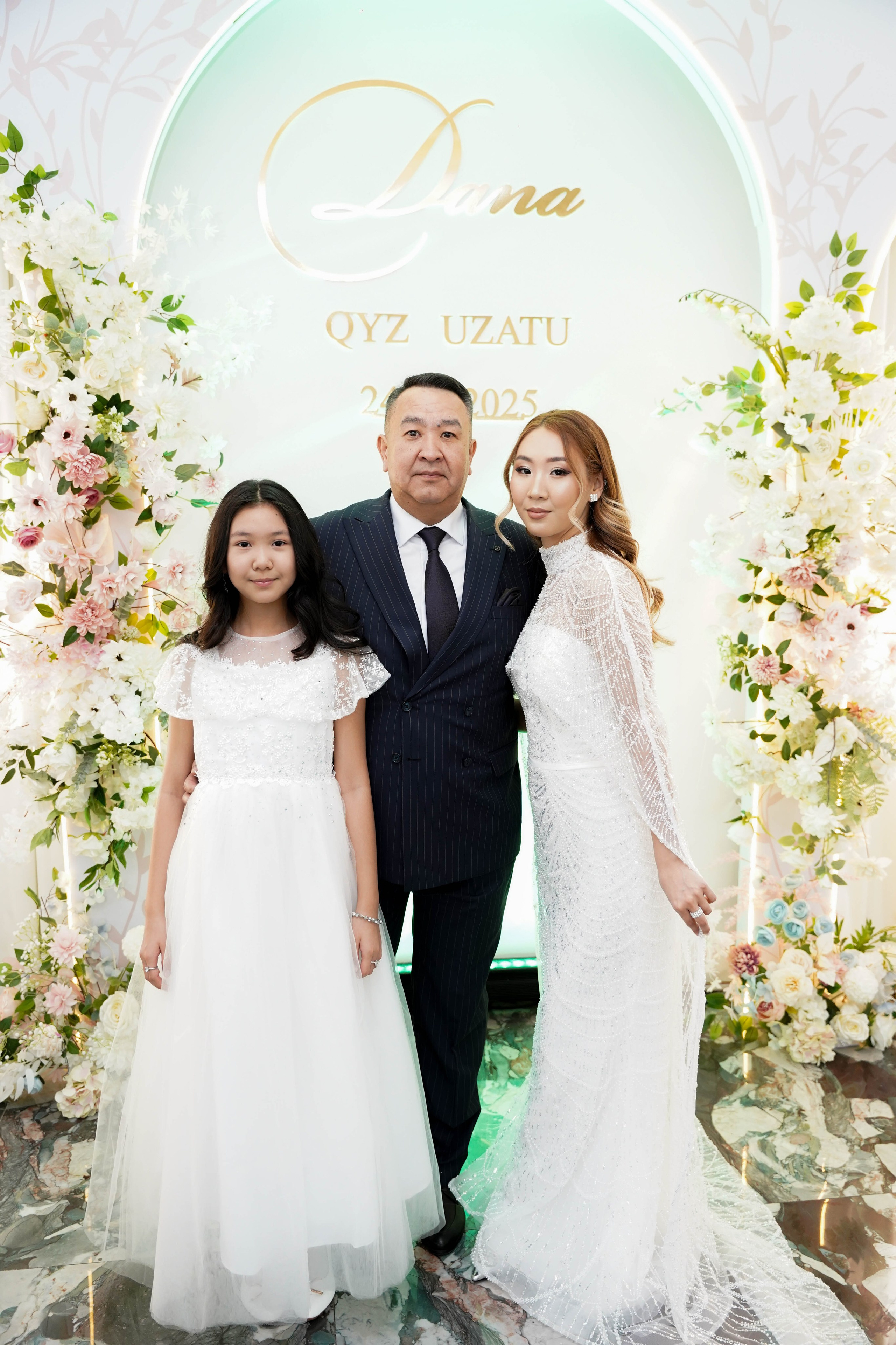 Dana uzatu. Фотограф Ернар Ержанов