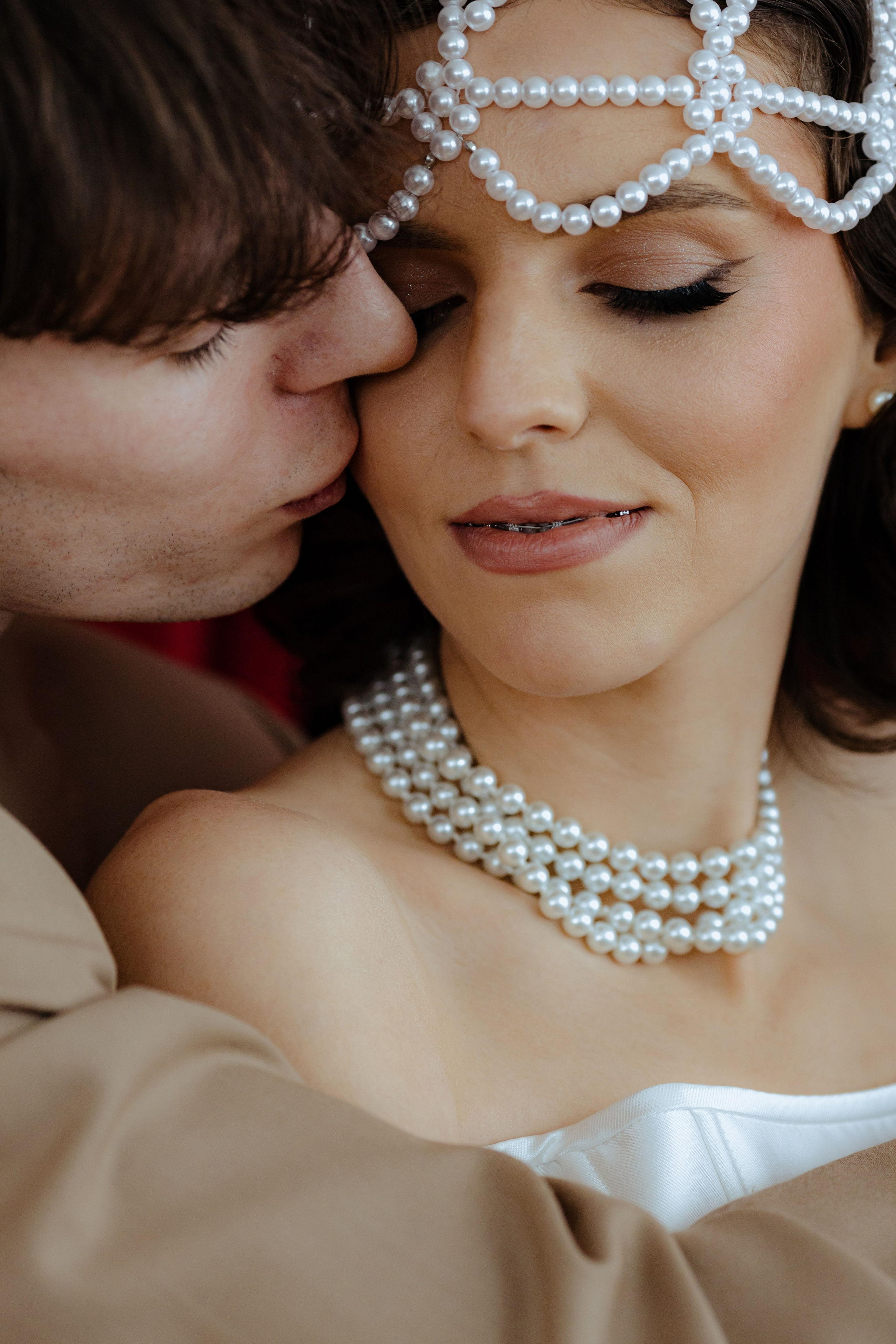 Свадебная творческая съемка в студии