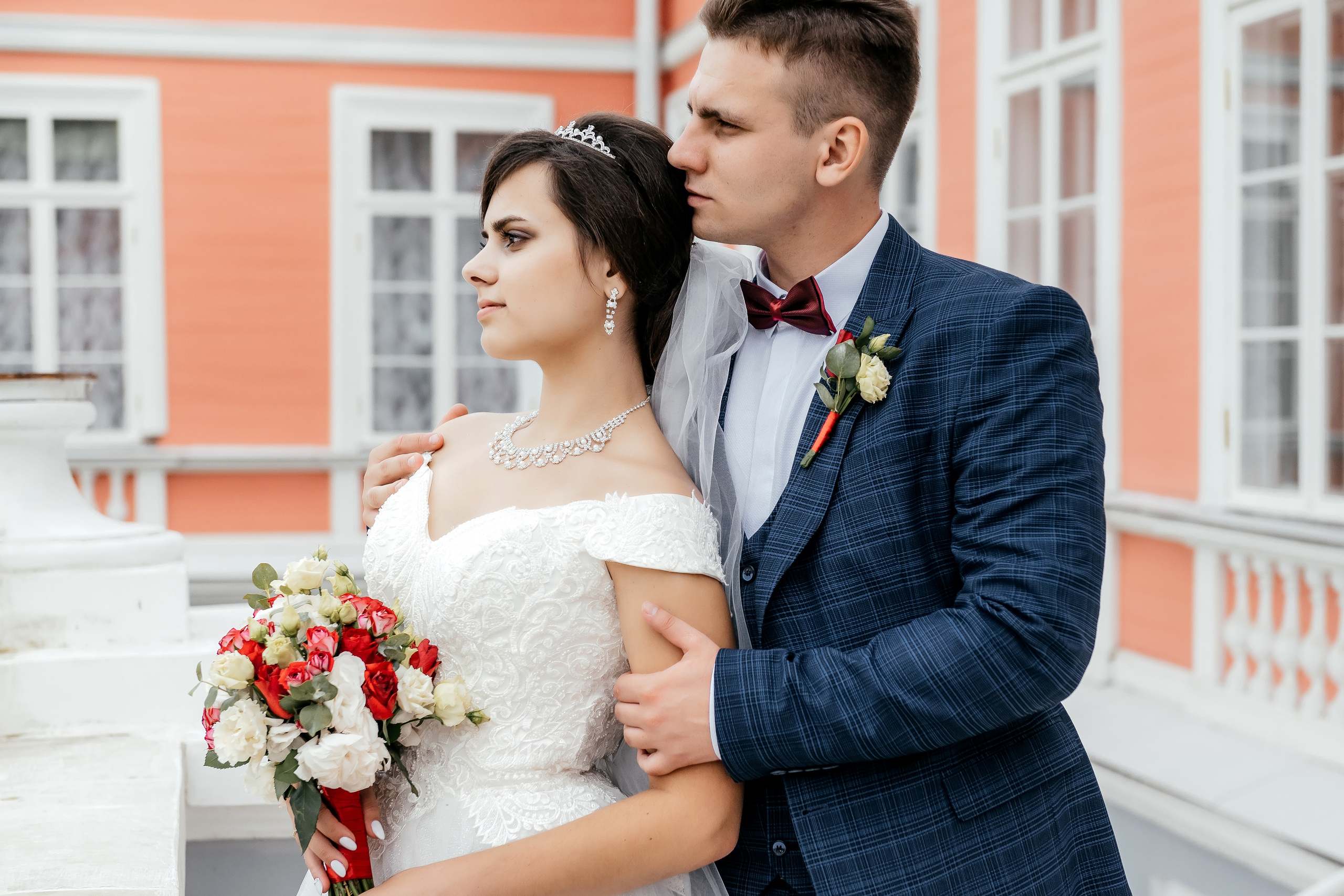 Свадебная фотопрогулка в Усадьбе Кусково. Свадебный и семейный фотограф Виктория Носачёва. Щелково, Москва и МО