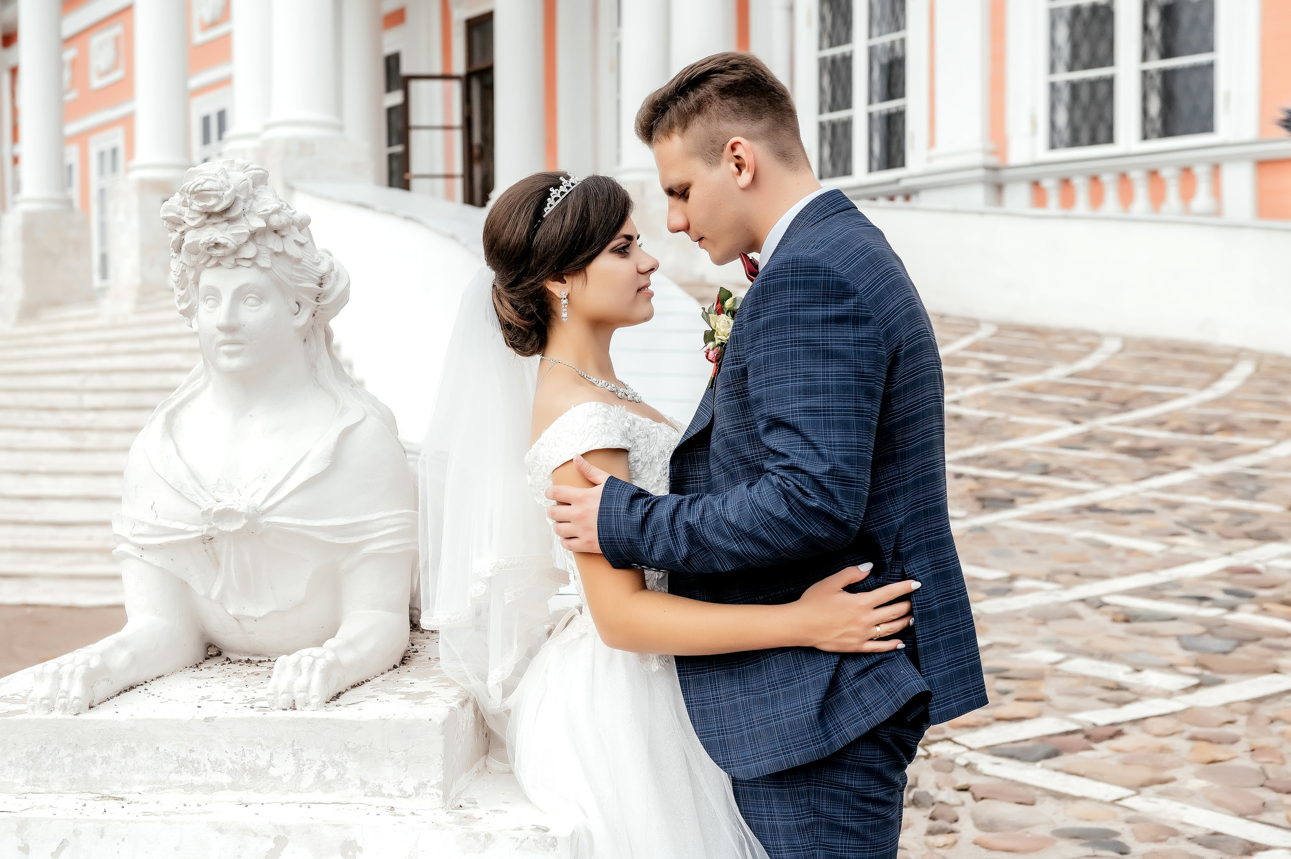 Свадебная фотопрогулка в Усадьбе Кусково. Свадебный и семейный фотограф Виктория Носачёва. Щелково, Москва и МО