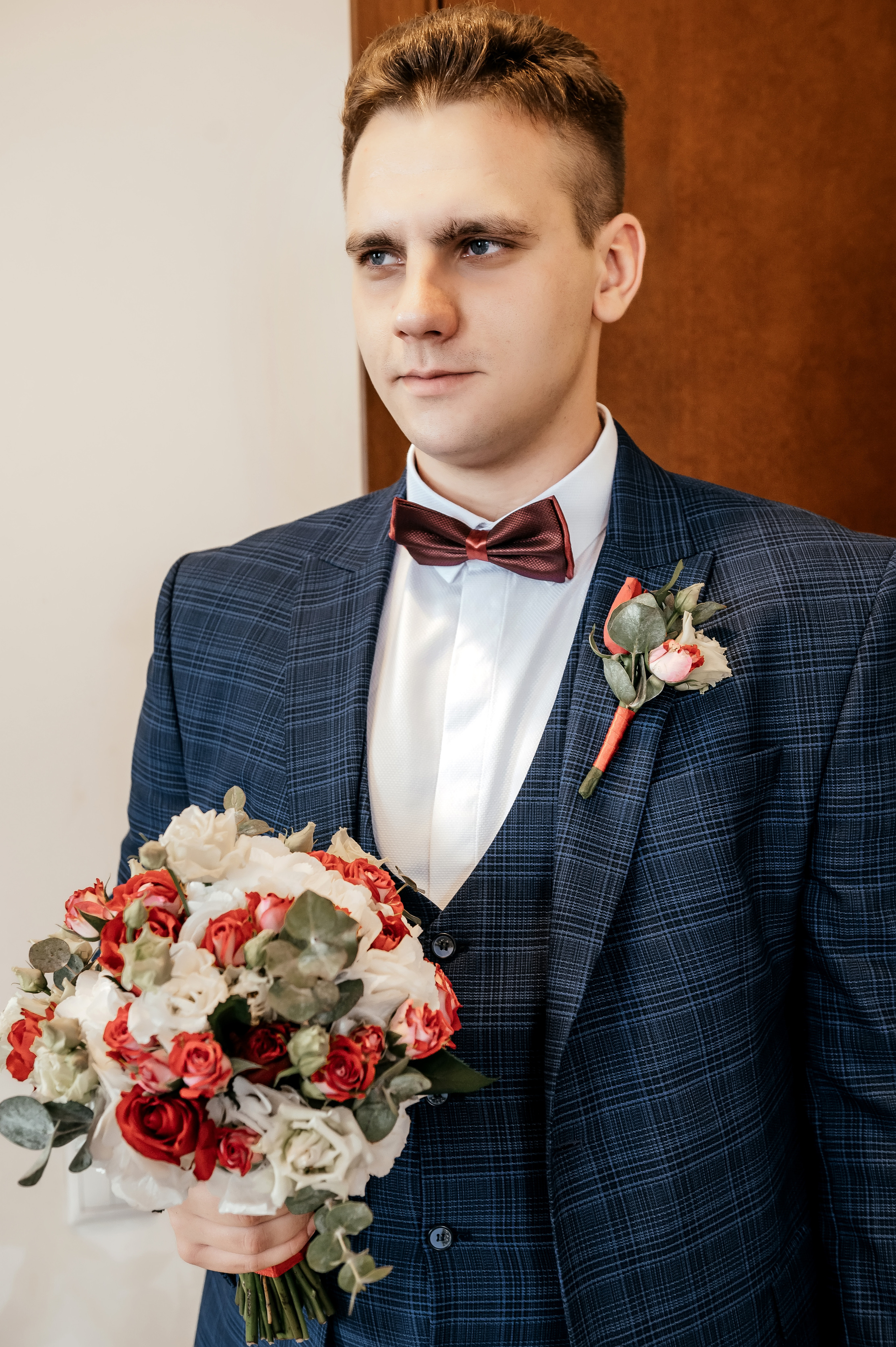 Свадебная фотопрогулка в Усадьбе Кусково. Свадебный и семейный фотограф Виктория Носачёва. Щелково, Москва и МО