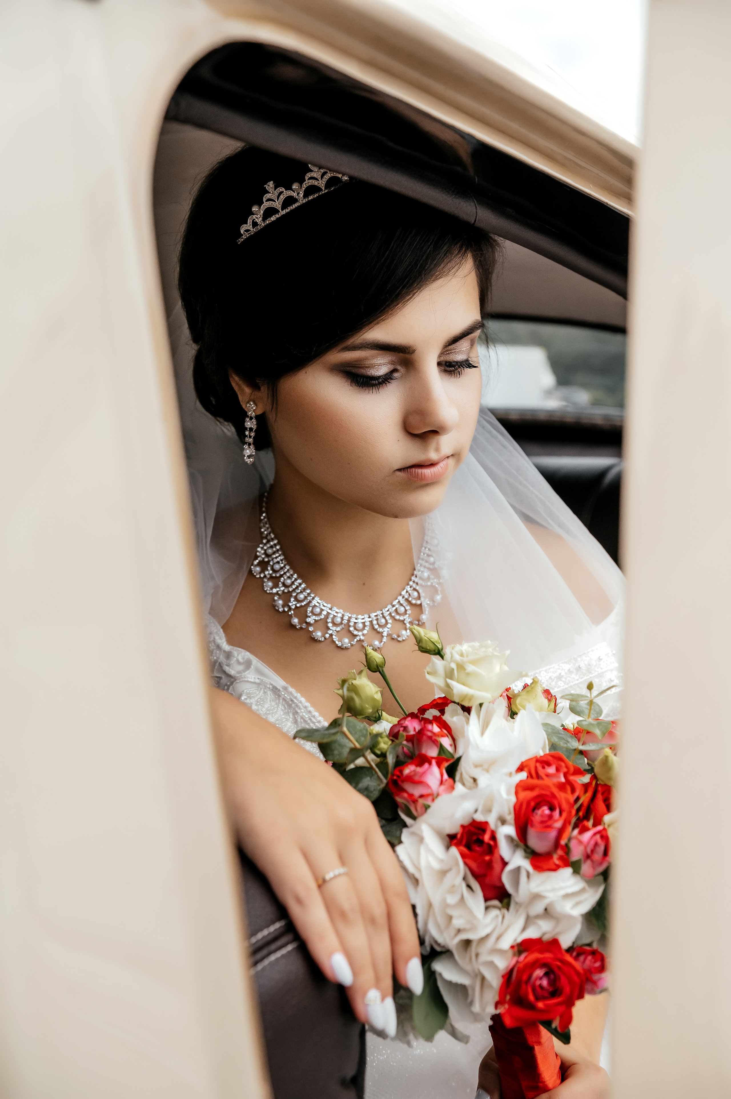 Свадебная фотопрогулка в Усадьбе Кусково. Свадебный и семейный фотограф Виктория Носачёва. Щелково, Москва и МО