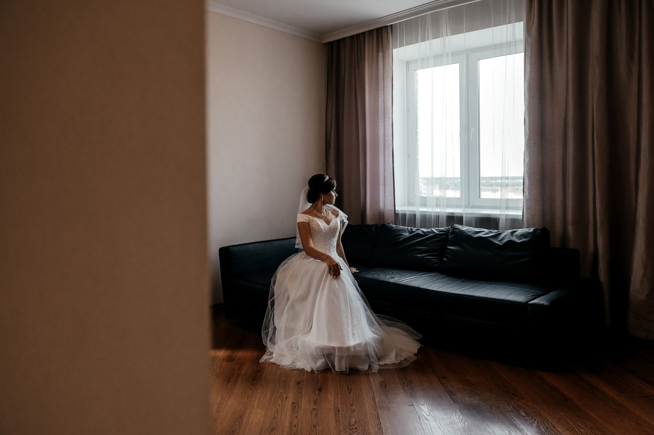 Свадебная фотопрогулка в Усадьбе Кусково. Свадебный и семейный фотограф Виктория Носачёва. Щелково, Москва и МО