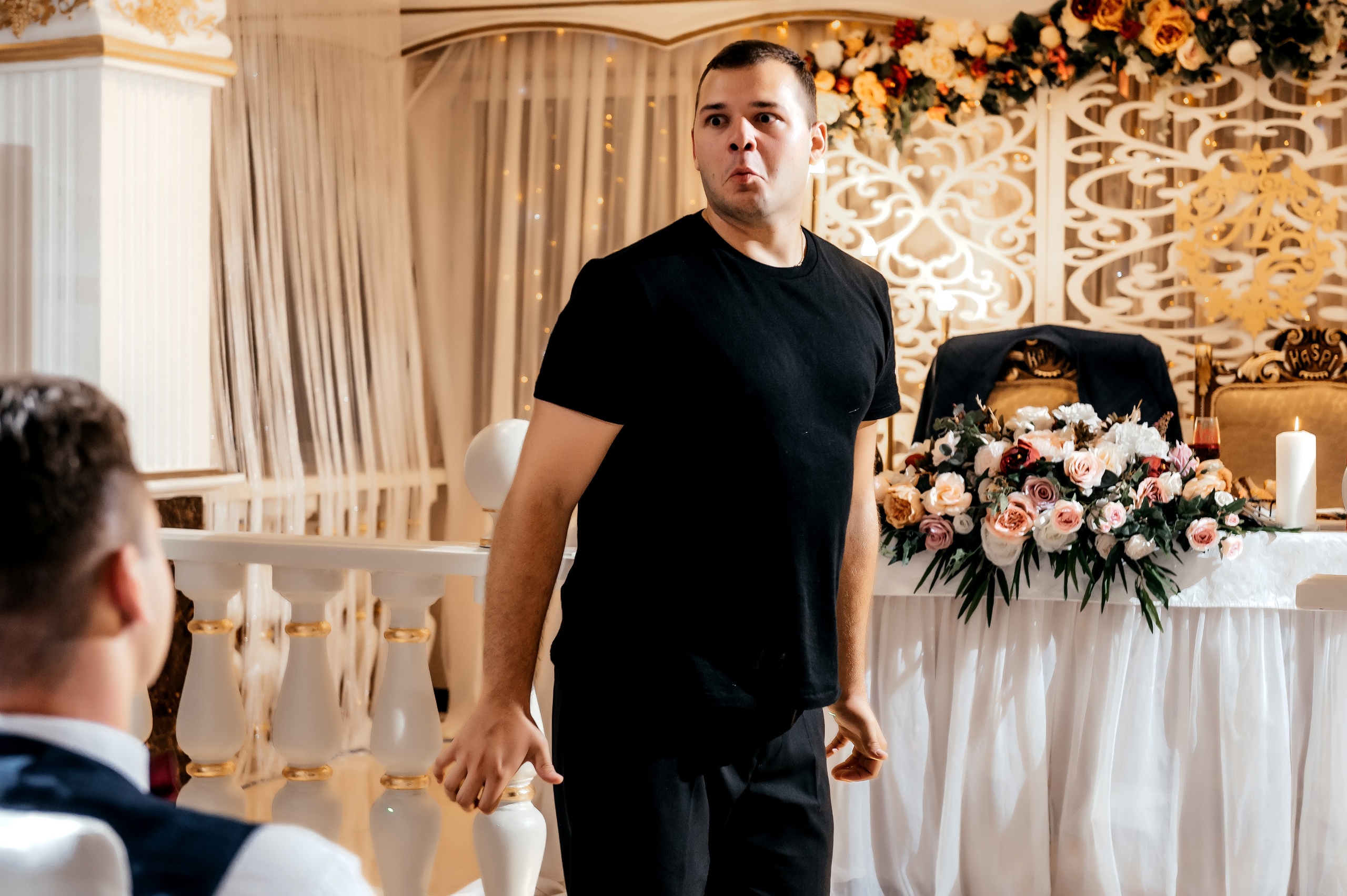 Свадебная фотопрогулка в Усадьбе Кусково. Свадебный и семейный фотограф Виктория Носачёва. Щелково, Москва и МО