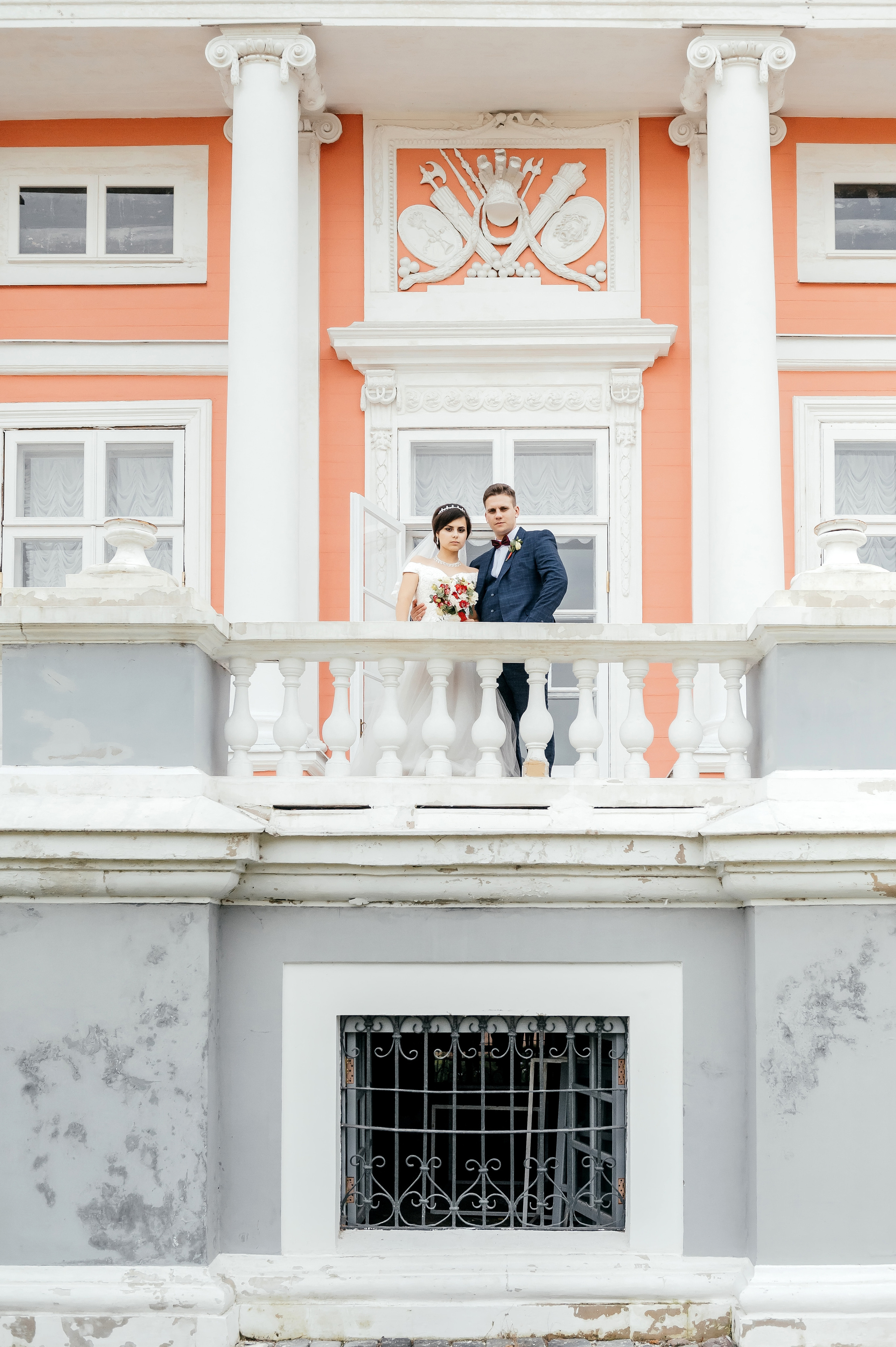 Свадебная фотопрогулка в Усадьбе Кусково. Свадебный и семейный фотограф Виктория Носачёва. Щелково, Москва и МО