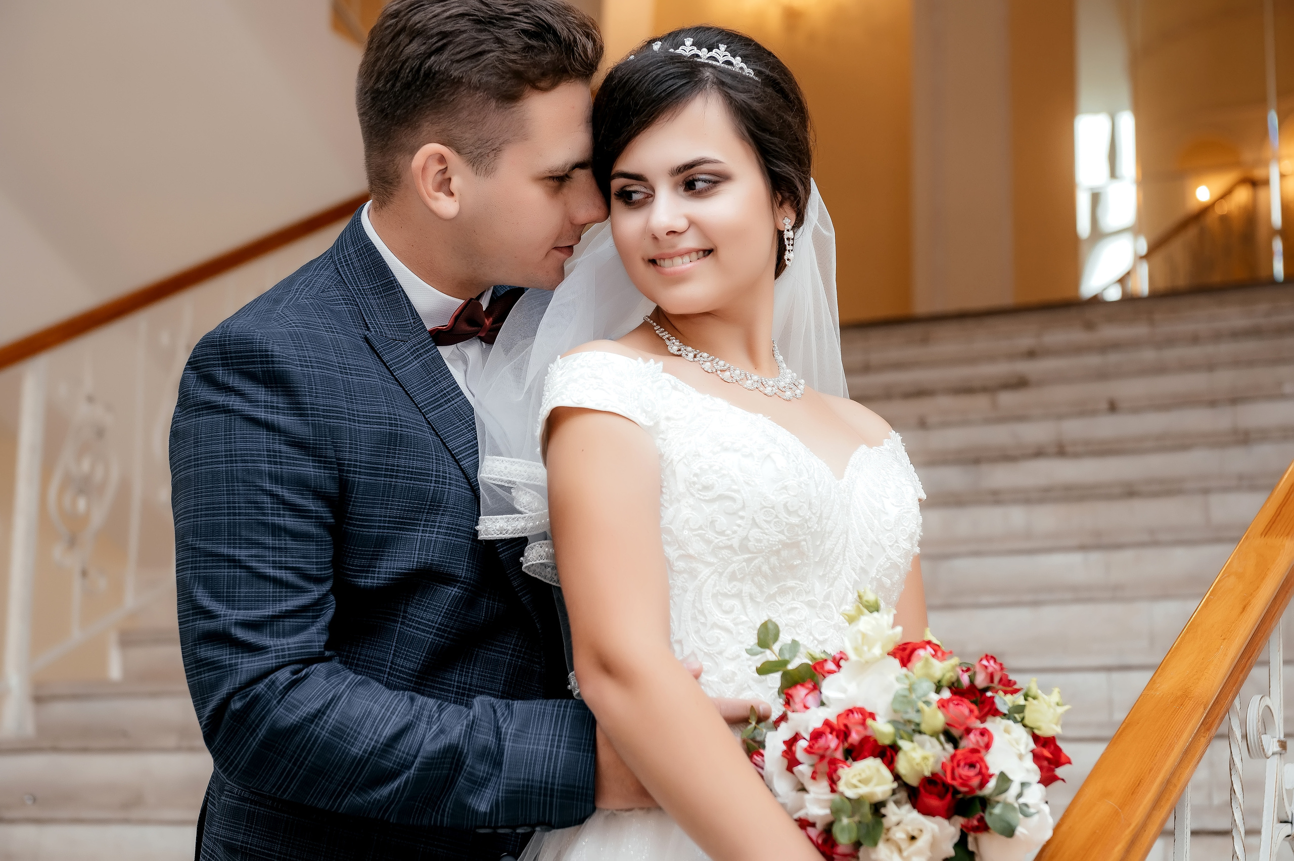 Свадебная фотопрогулка в Усадьбе Кусково. Свадебный и семейный фотограф Виктория Носачёва. Щелково, Москва и МО