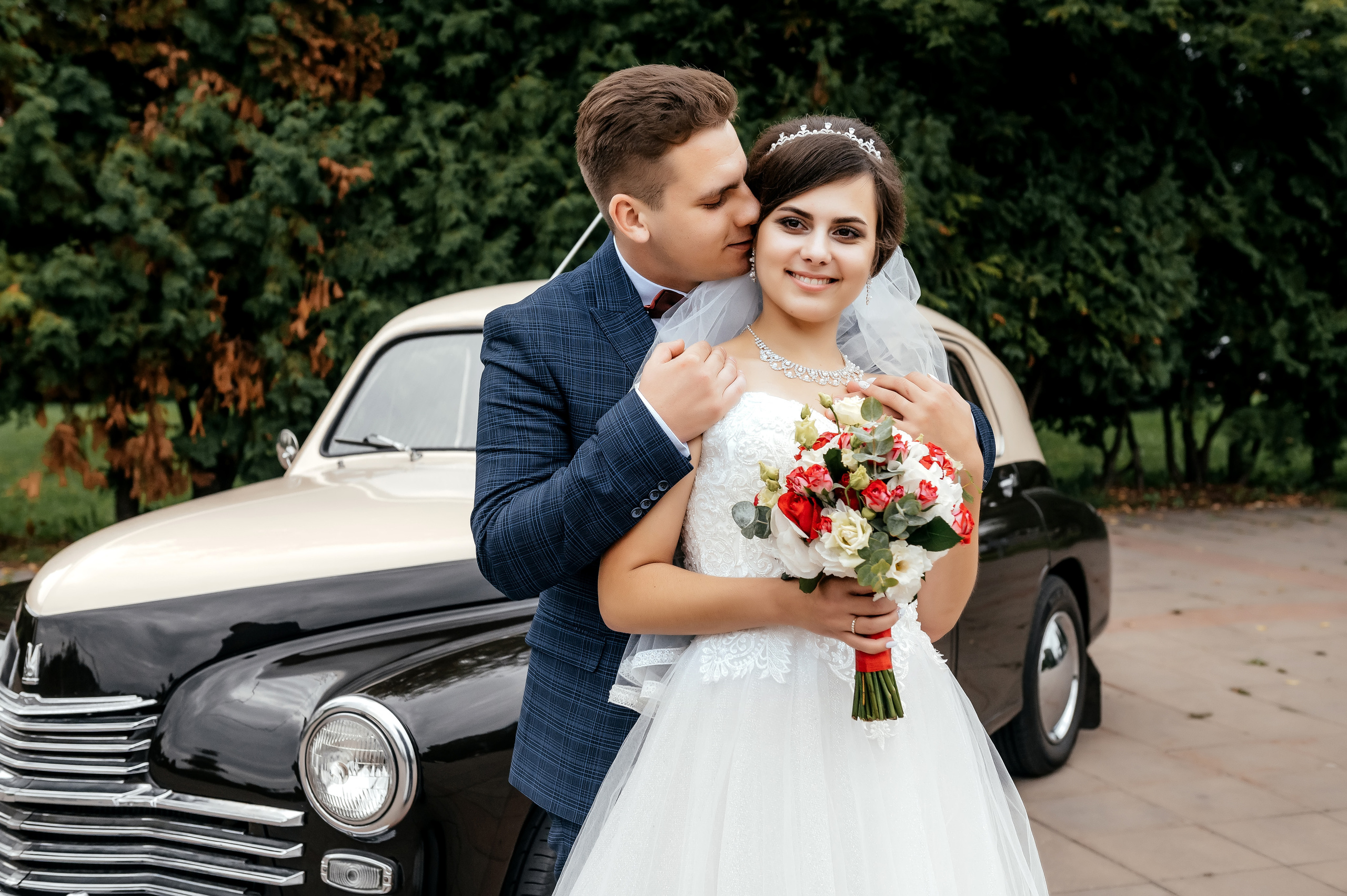 Свадебная фотопрогулка в Усадьбе Кусково. Свадебный и семейный фотограф Виктория Носачёва. Щелково, Москва и МО