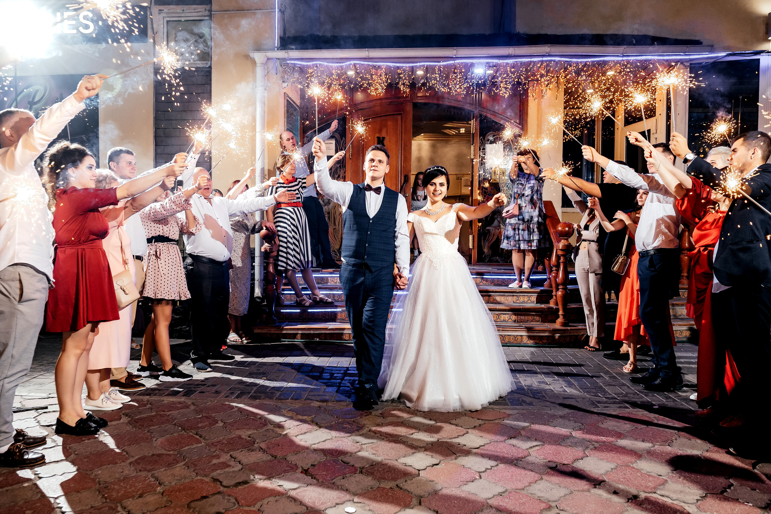 Свадебная фотопрогулка в Усадьбе Кусково. Свадебный и семейный фотограф Виктория Носачёва. Щелково, Москва и МО