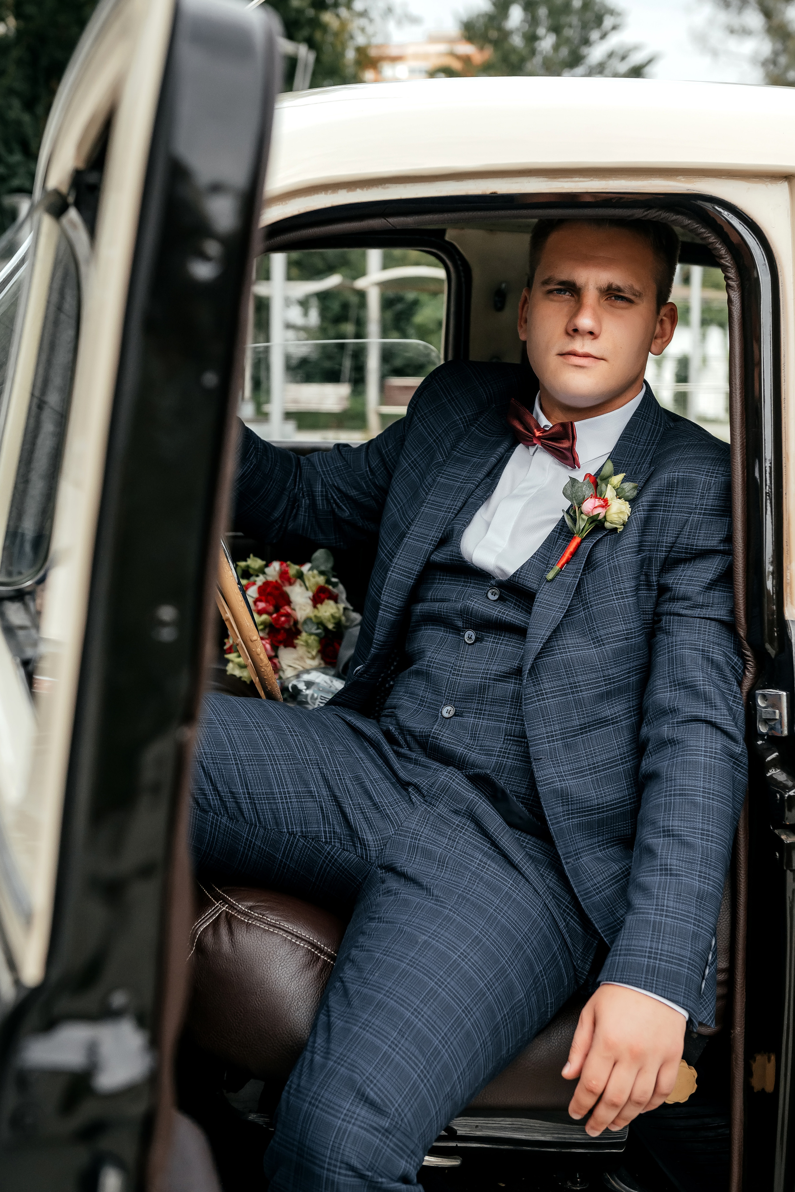 Свадебная фотопрогулка в Усадьбе Кусково. Свадебный и семейный фотограф Виктория Носачёва. Щелково, Москва и МО