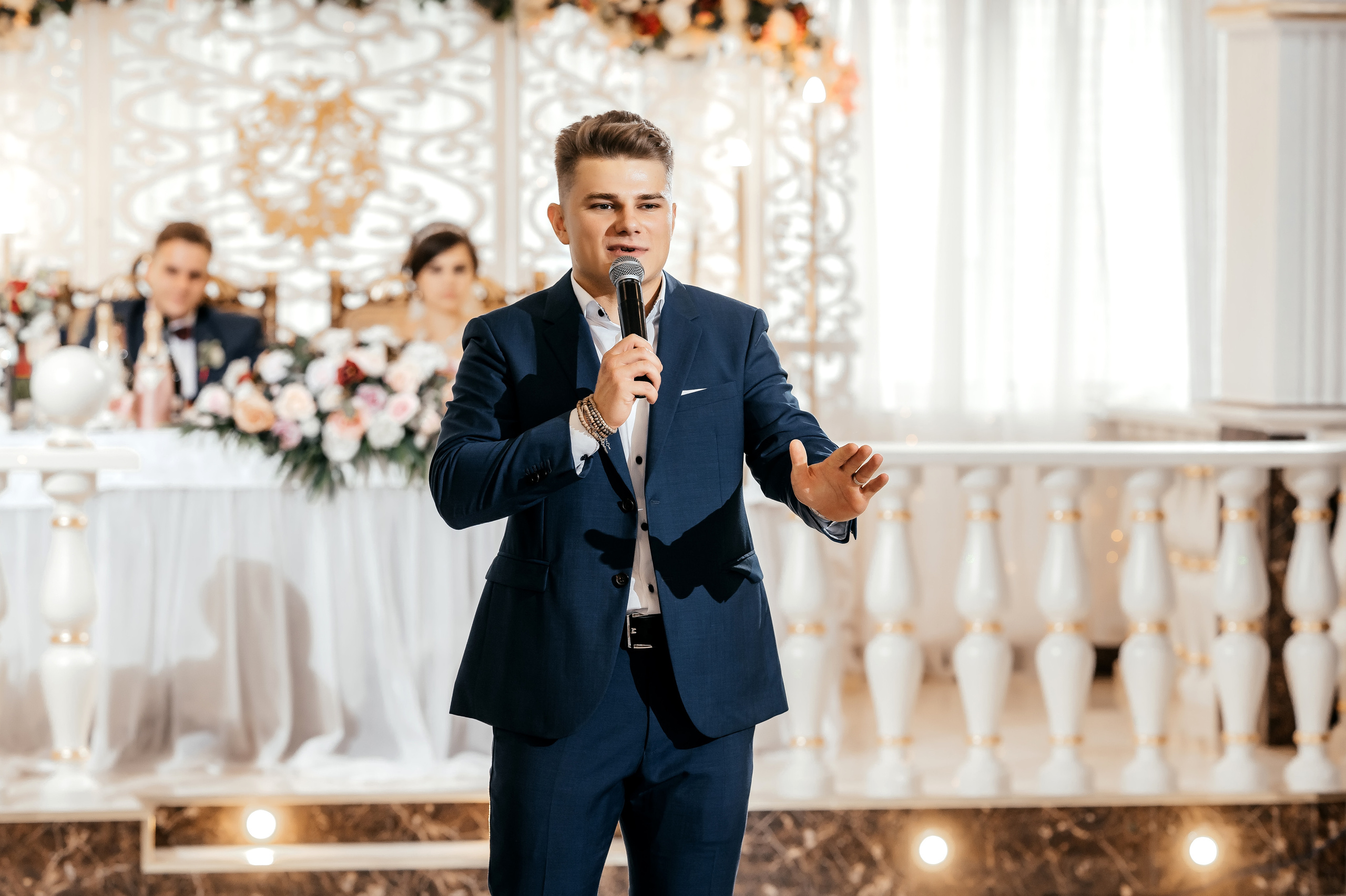 Свадебная фотопрогулка в Усадьбе Кусково. Свадебный и семейный фотограф Виктория Носачёва. Щелково, Москва и МО