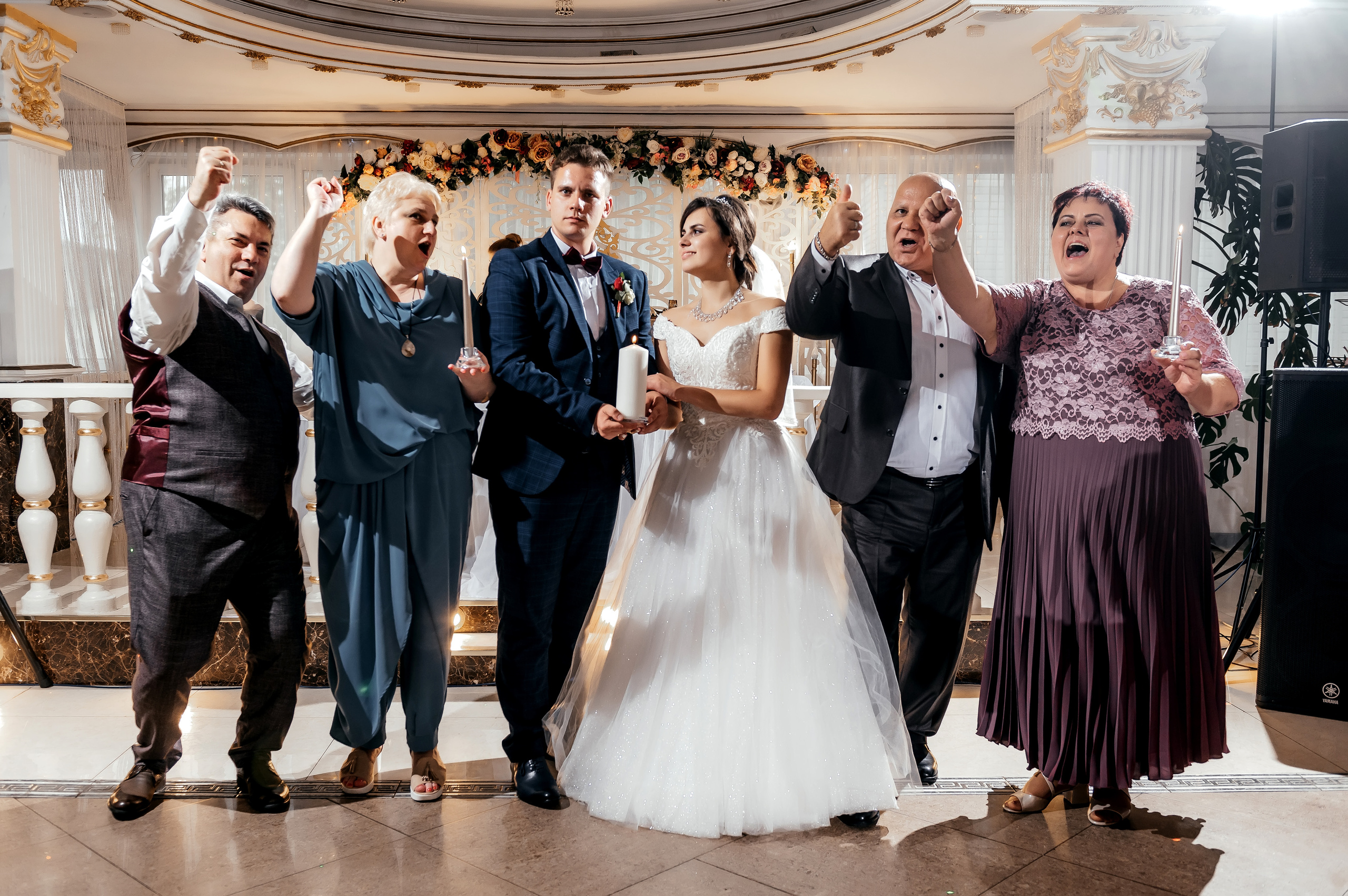 Свадебная фотопрогулка в Усадьбе Кусково. Свадебный и семейный фотограф Виктория Носачёва. Щелково, Москва и МО