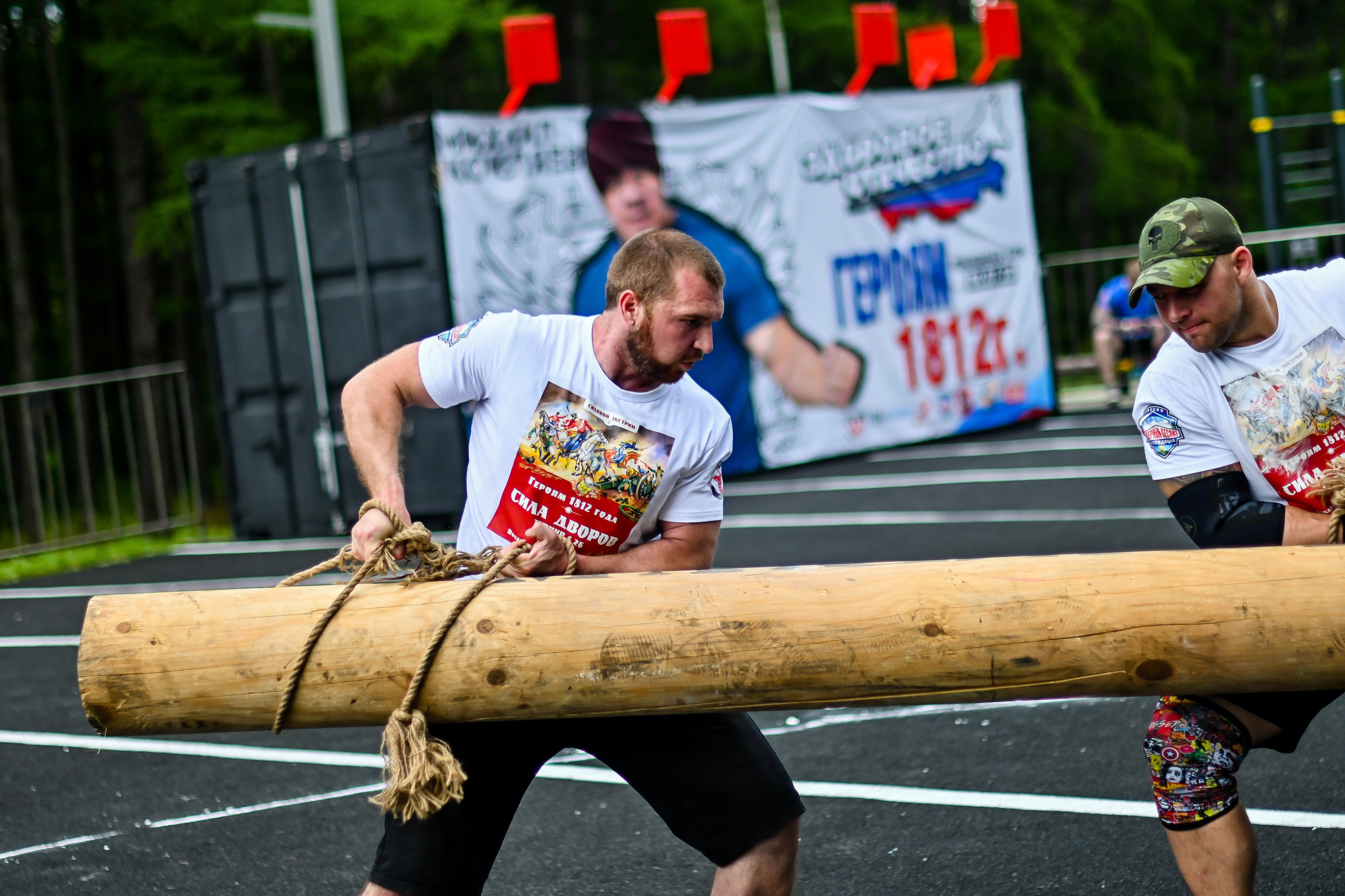 СТРОНГ. Фотограф для бизнесконтента, репортажей и семейного альбома в Москве