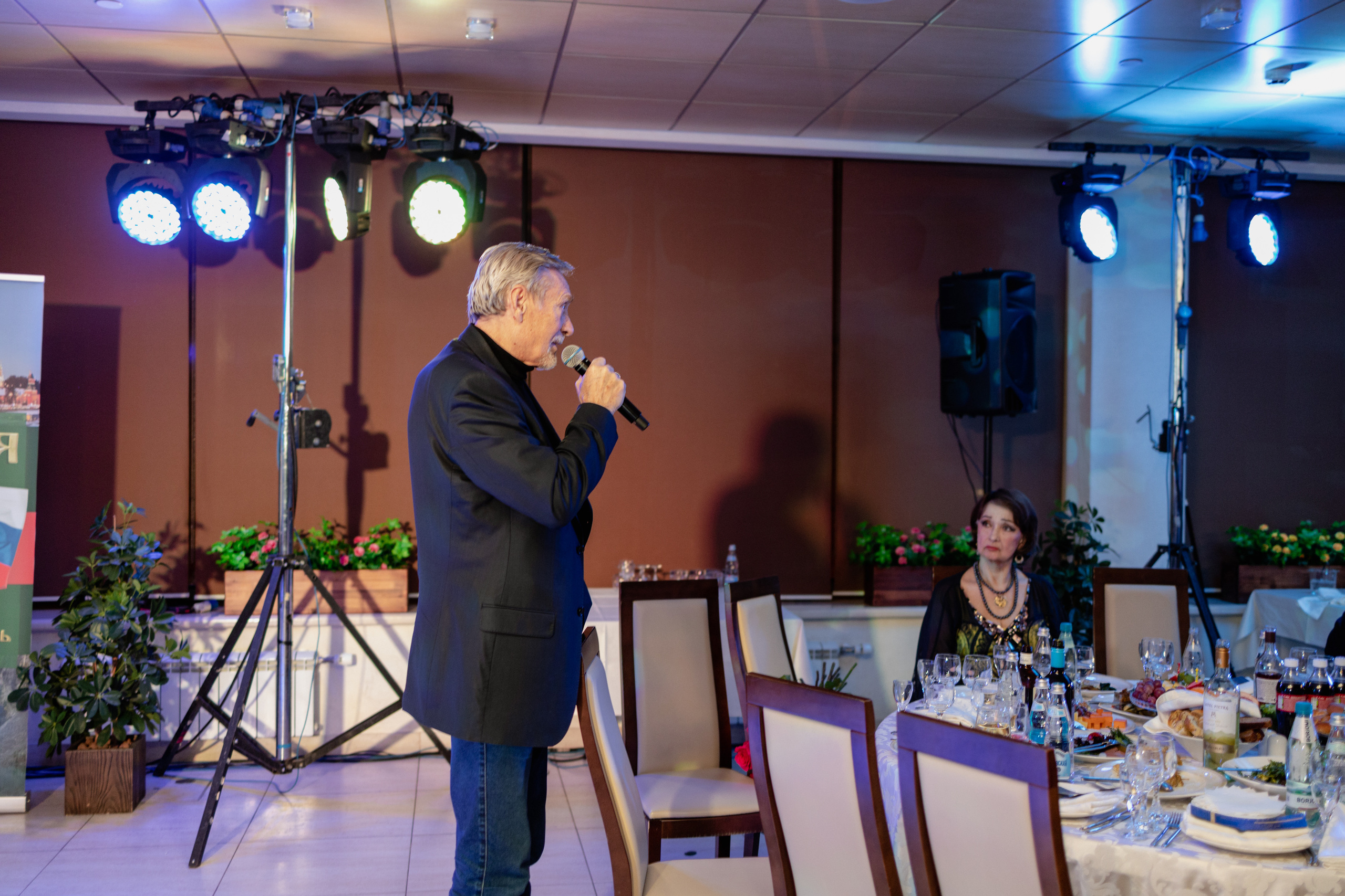 Банкет в честь дня единства народов. Репортажный и студийный фотограф в Москве — Софи