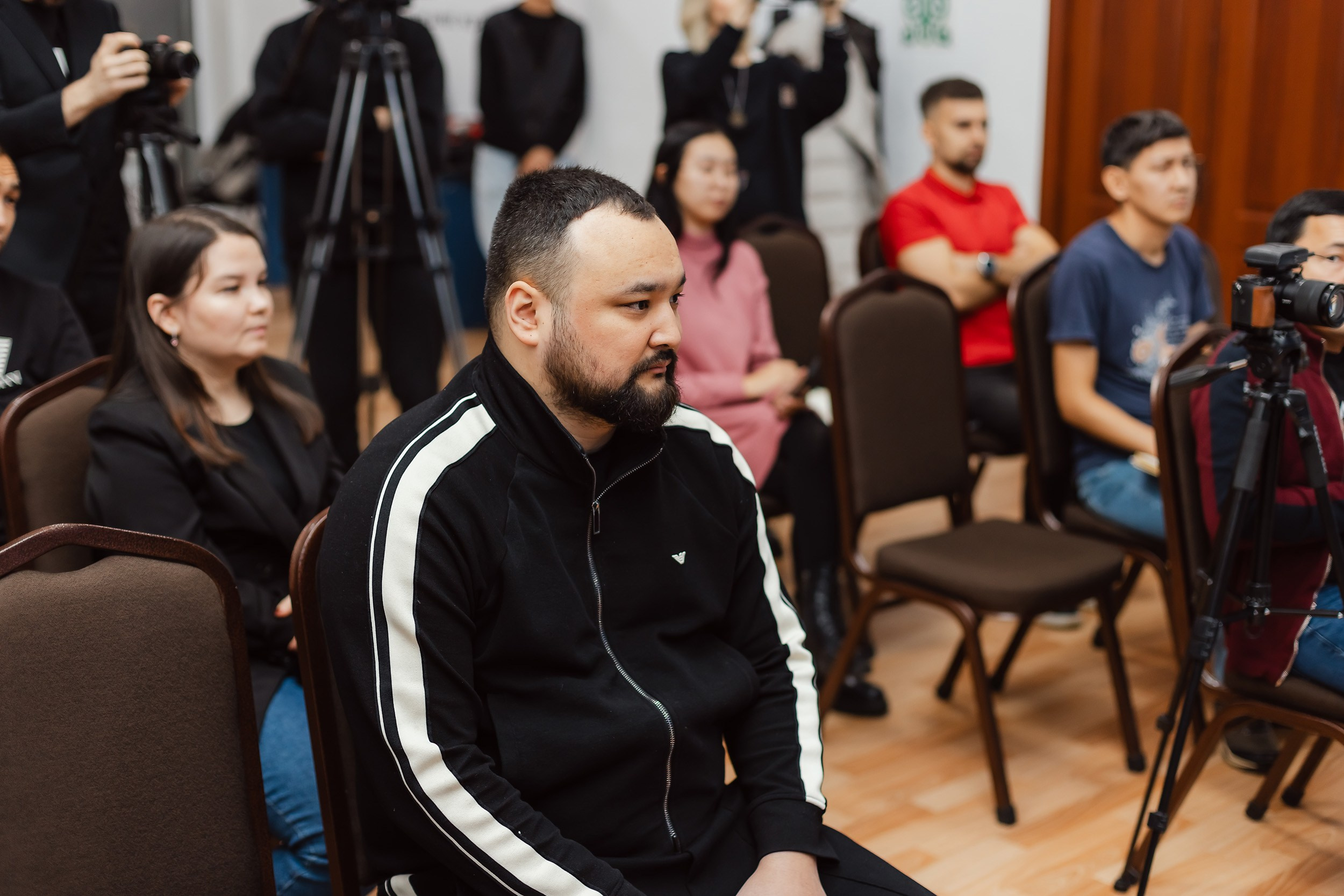 Пресс-конференция Камиля Гаджиева. Кипятком Павлодар