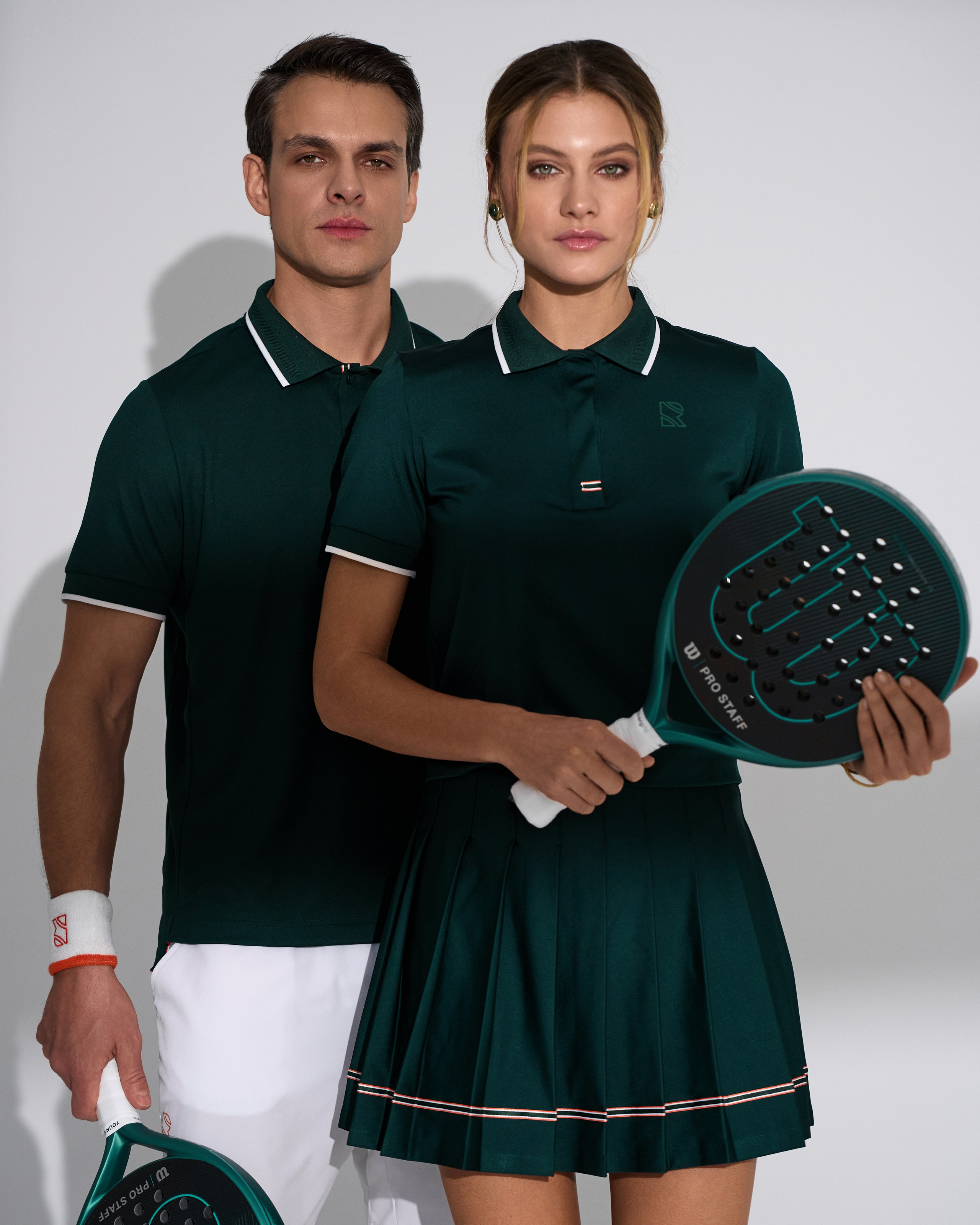 RAQUETA. 595 Production