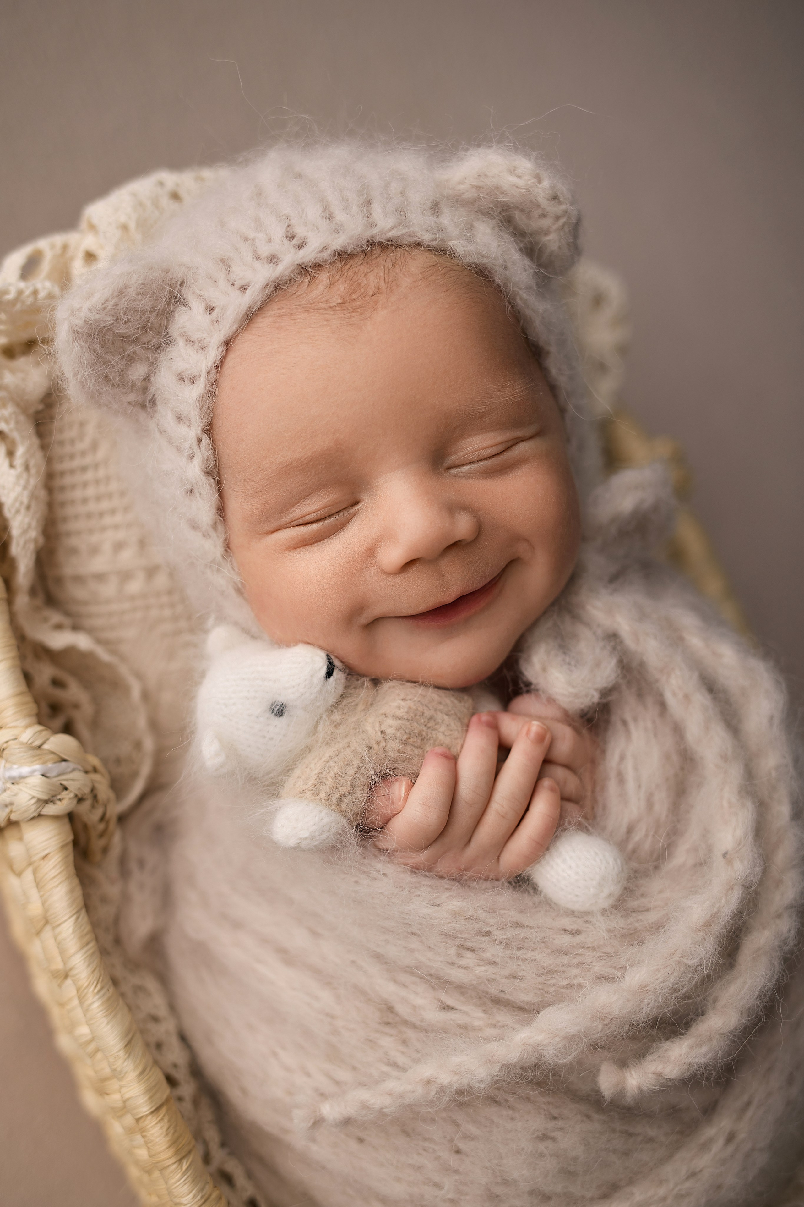 НОВОРОЖДЕННЫЕ. ФОТОГРАФ НОВОРОЖДЕННЫХ ЧЕРЕПОВЕЦ САНКТ-ПЕТЕРБУРГ