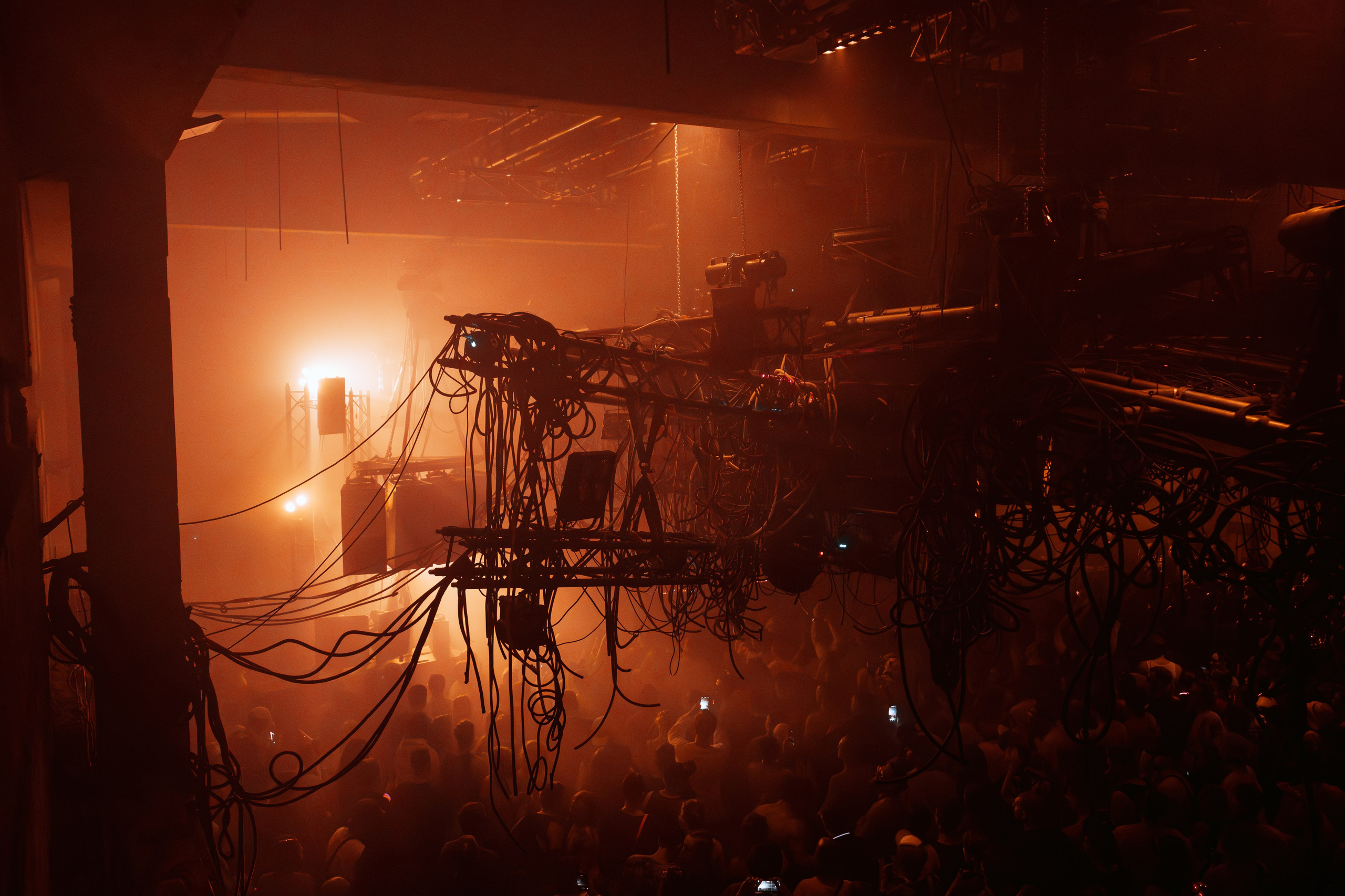 Outline 2024. @tomrus: Рустам Шагиморданов — фотограф