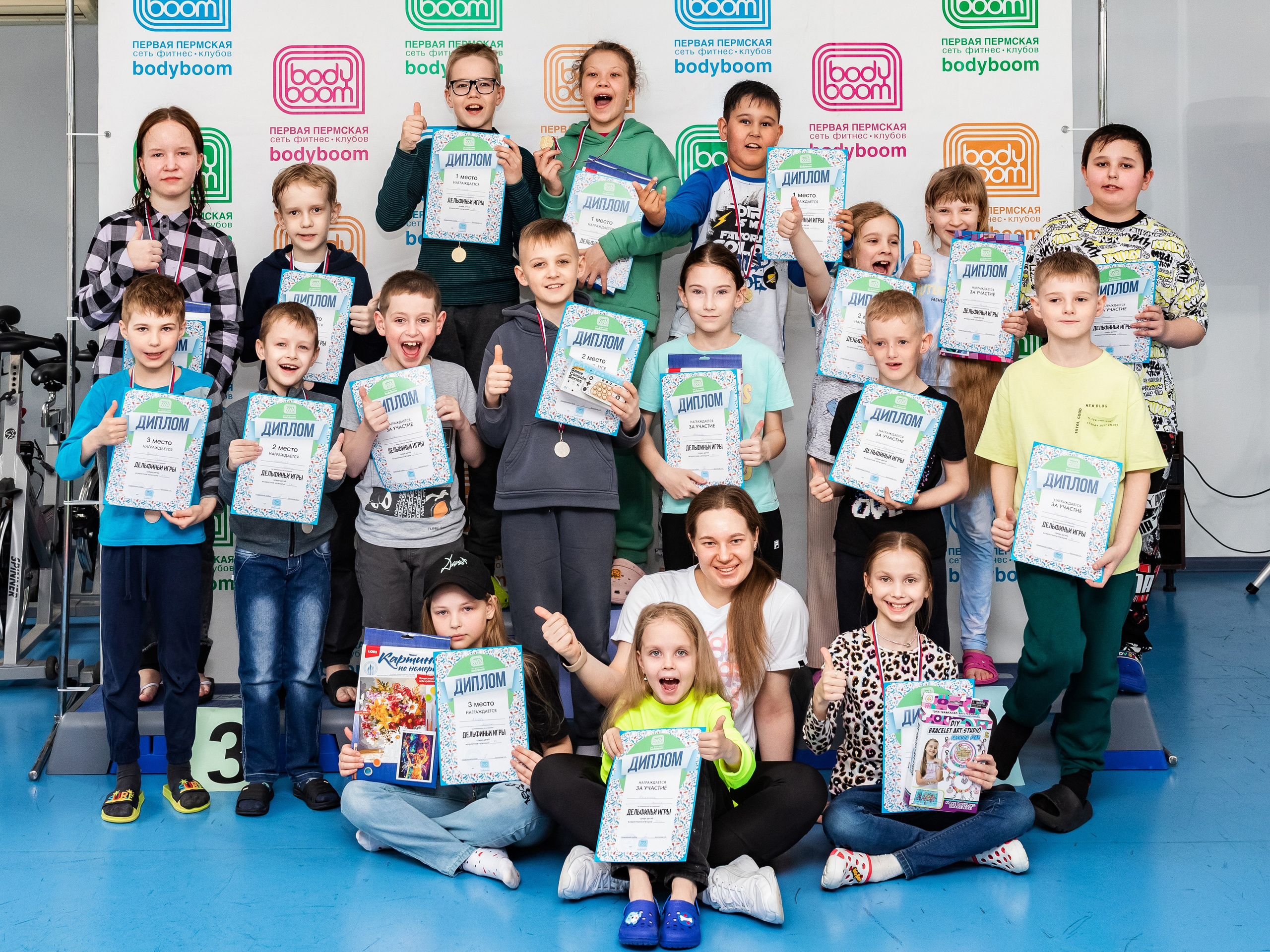 Репортажная съёмка. Дельфиньи игры. Бодибум Пермь. Фотограф Пермь. Свадьбы. Семья и дети, школа, д. сад. Фотокниги