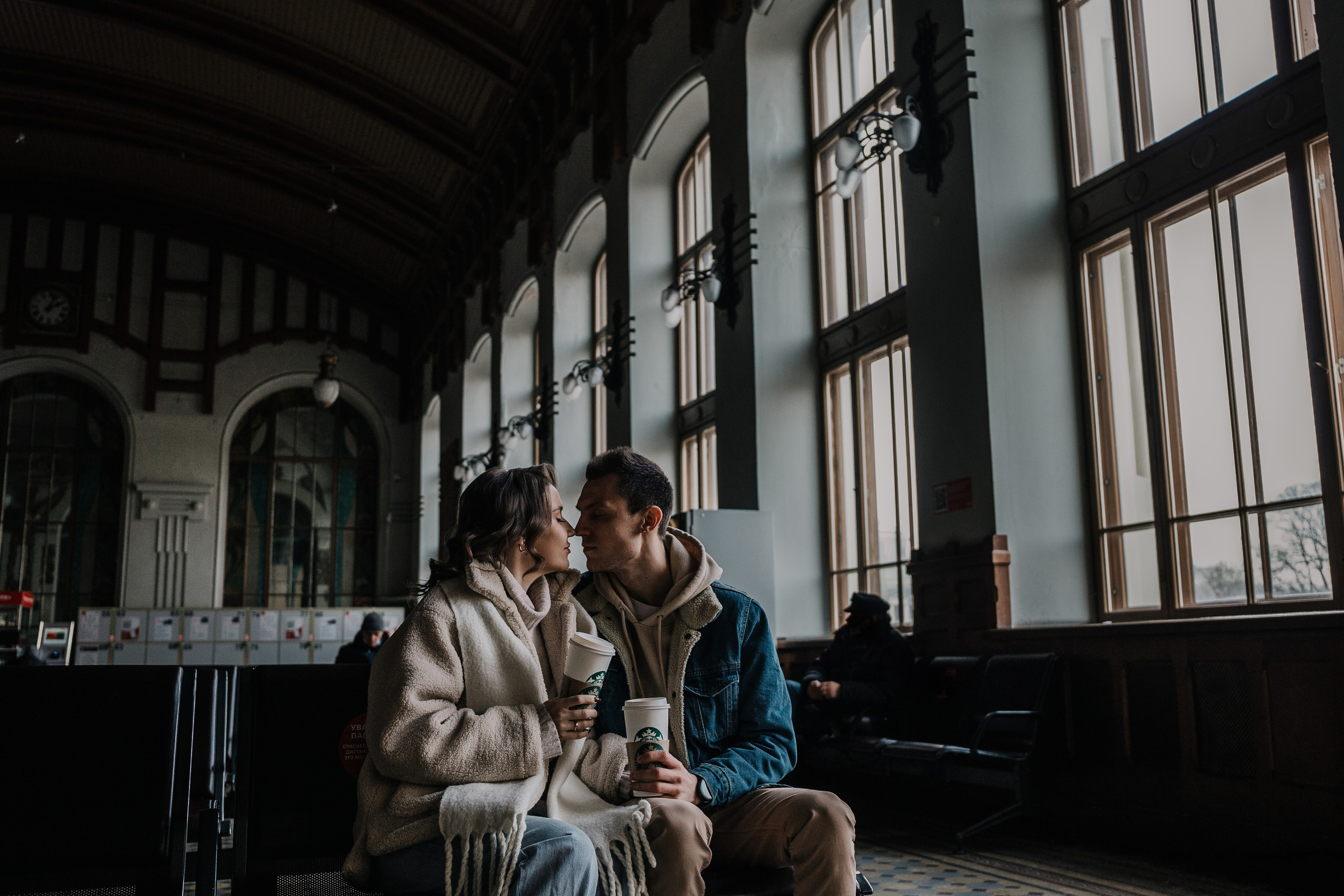 Даша & Рома. Витебский вокзал. Свадебный и семейный фотограф Пушкин Царское Село СПБ Питер Санкт-Петербург и Рязань Ольга Козлова