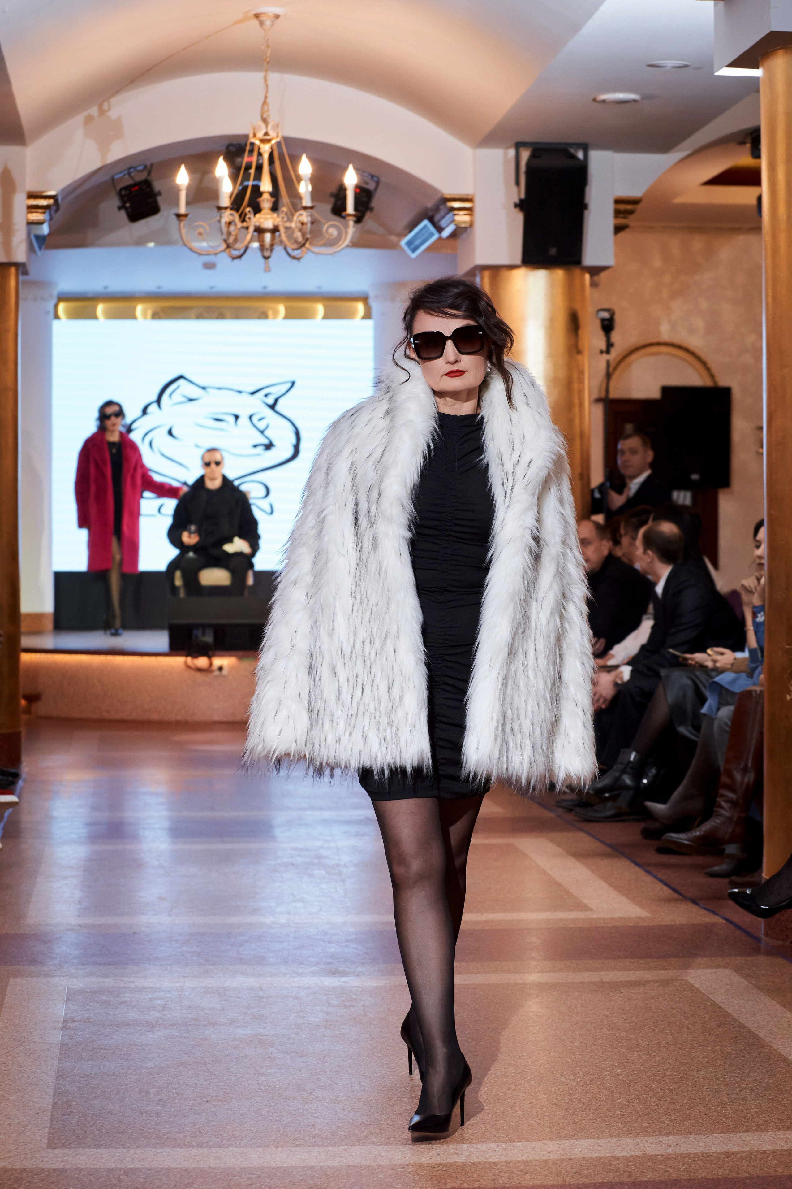 Modeling+. Fasion-show «Зима в городе» 2024. Фотограф Алексей Яковлев