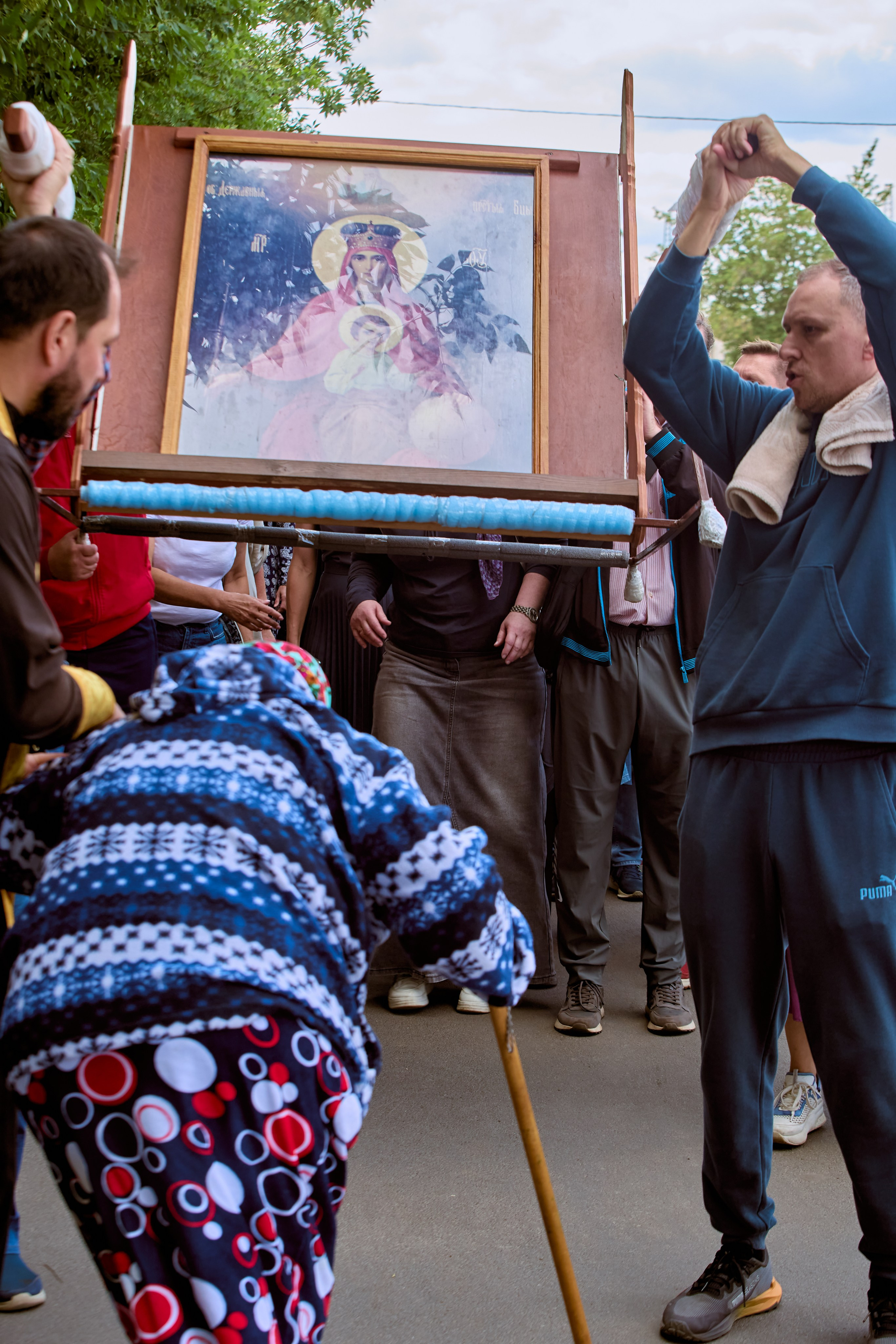 Фотографии портретов Крестного хода в Дзержинске