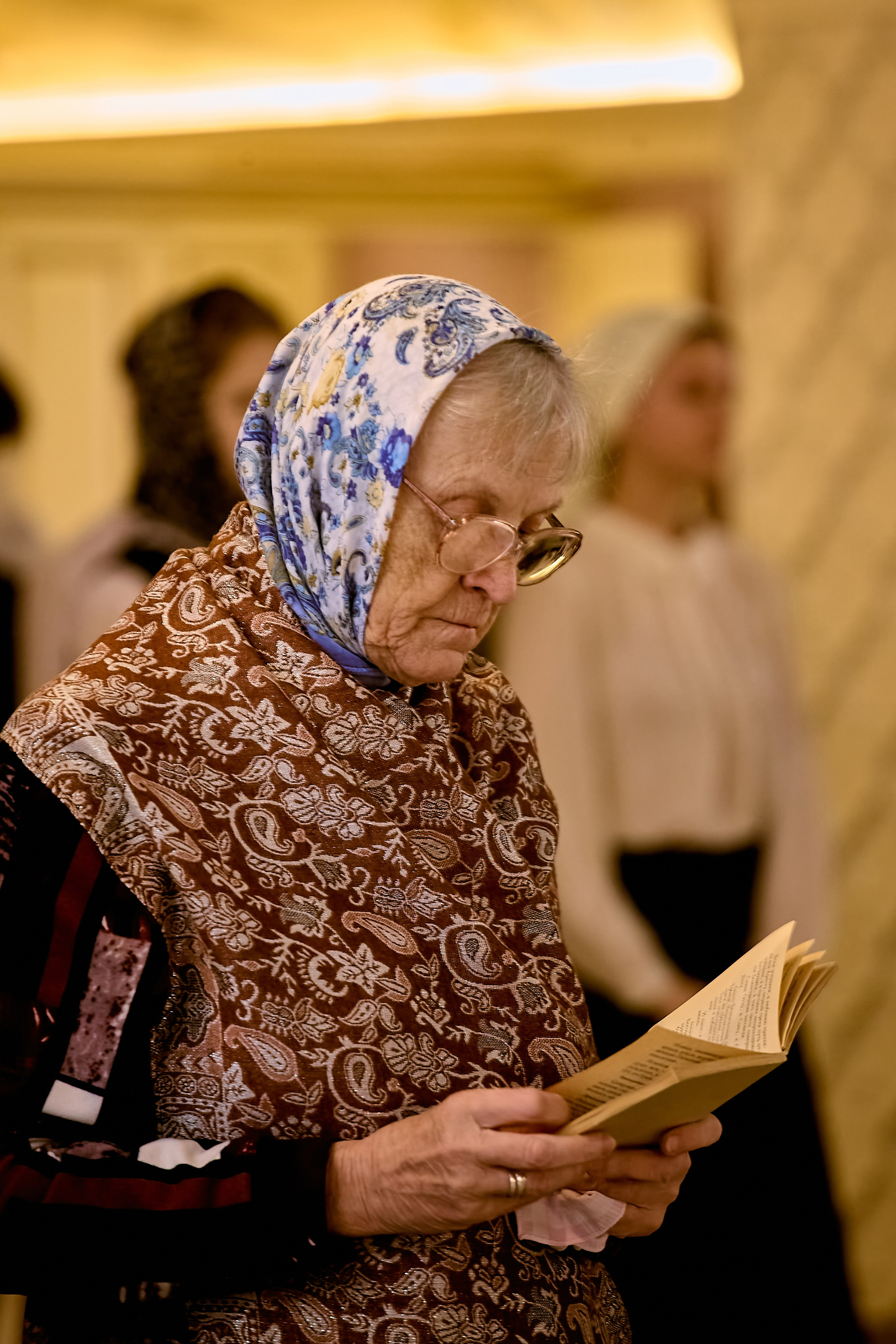 Фотографии Взрослый портрет в храме
