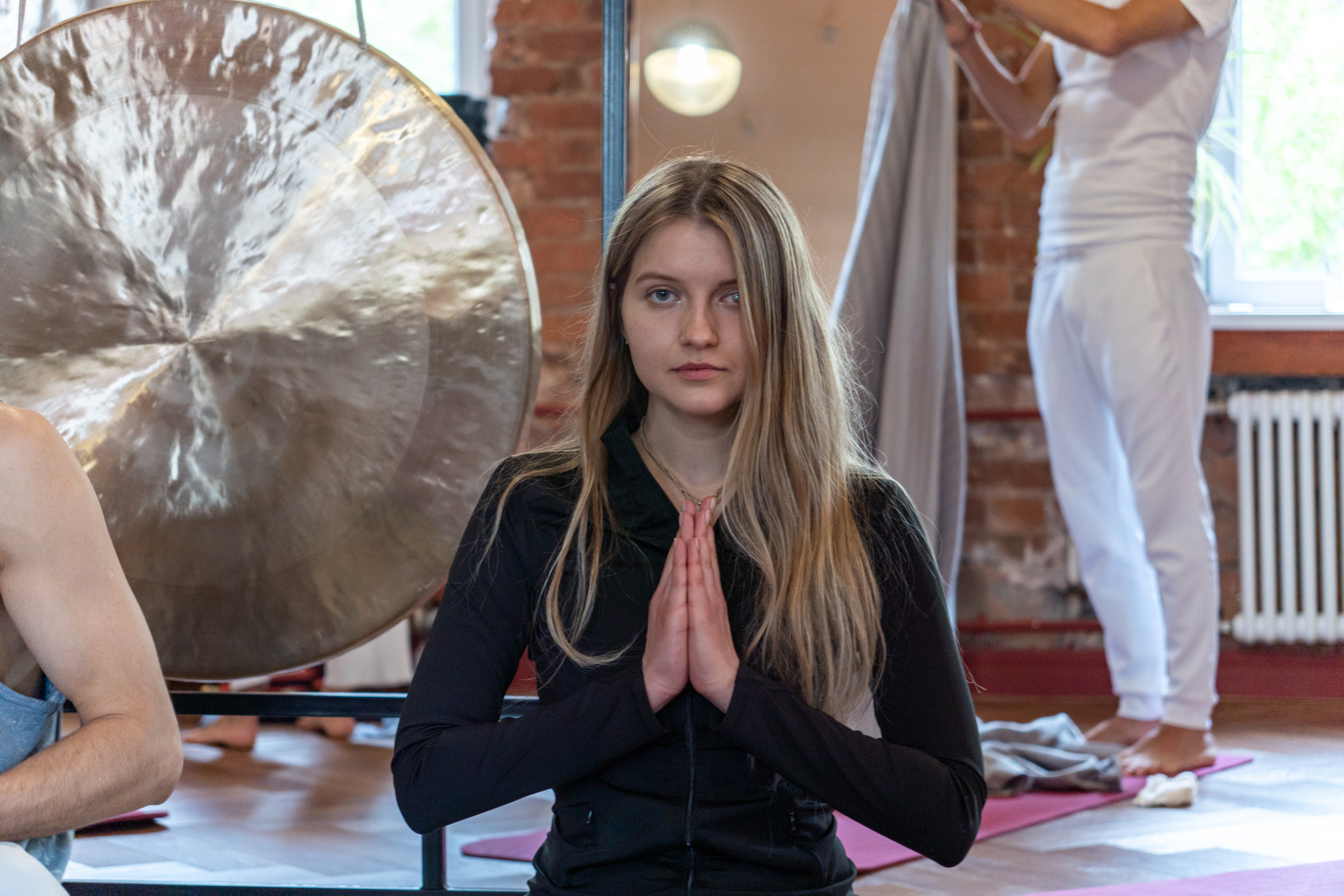 Йога и гонги в Body and Soul. Фотограф. Москва. Алексей Светомиров. Love Story, портретная съемка