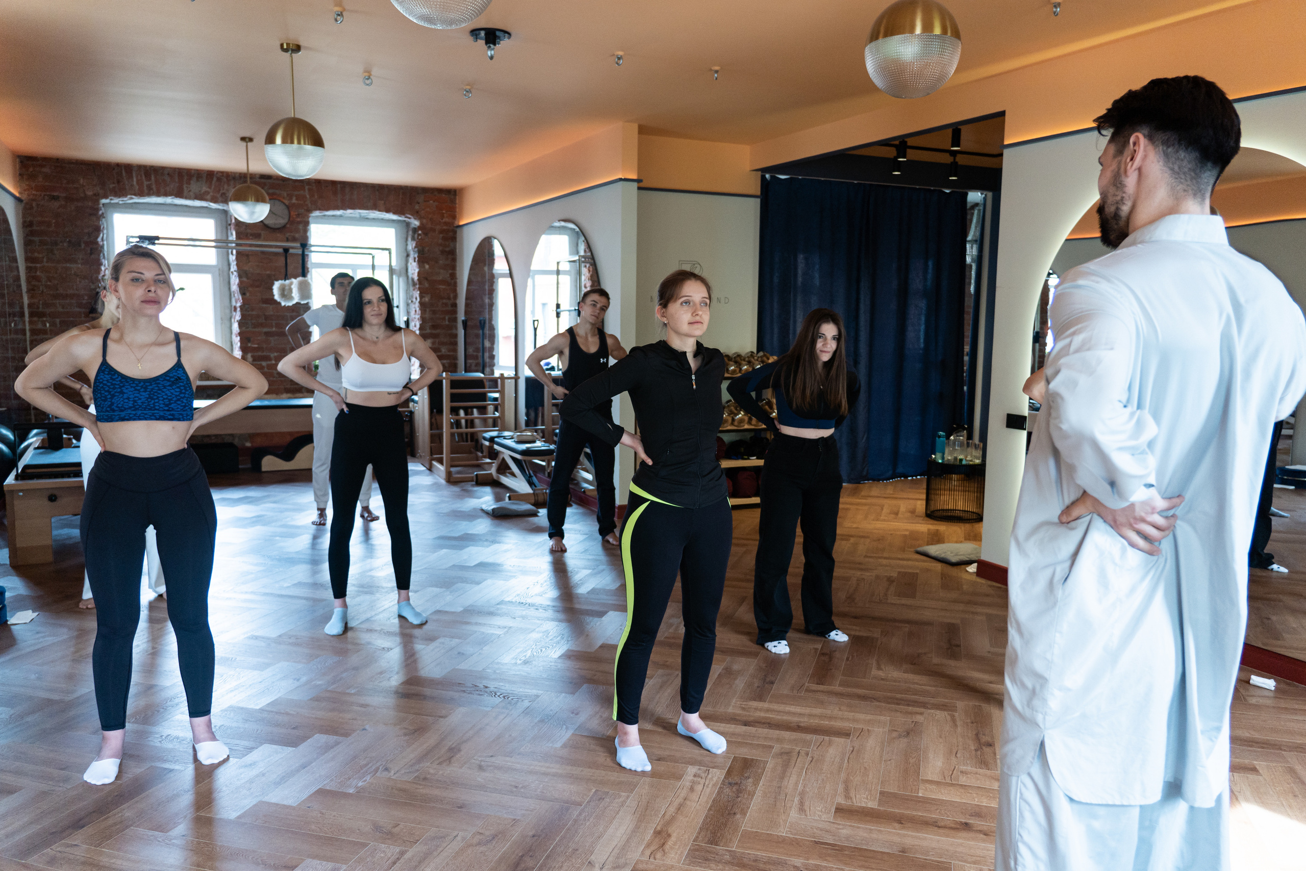 Йога и гонги в Body and Soul. Фотограф. Москва. Алексей Светомиров. Love Story, портретная съемка