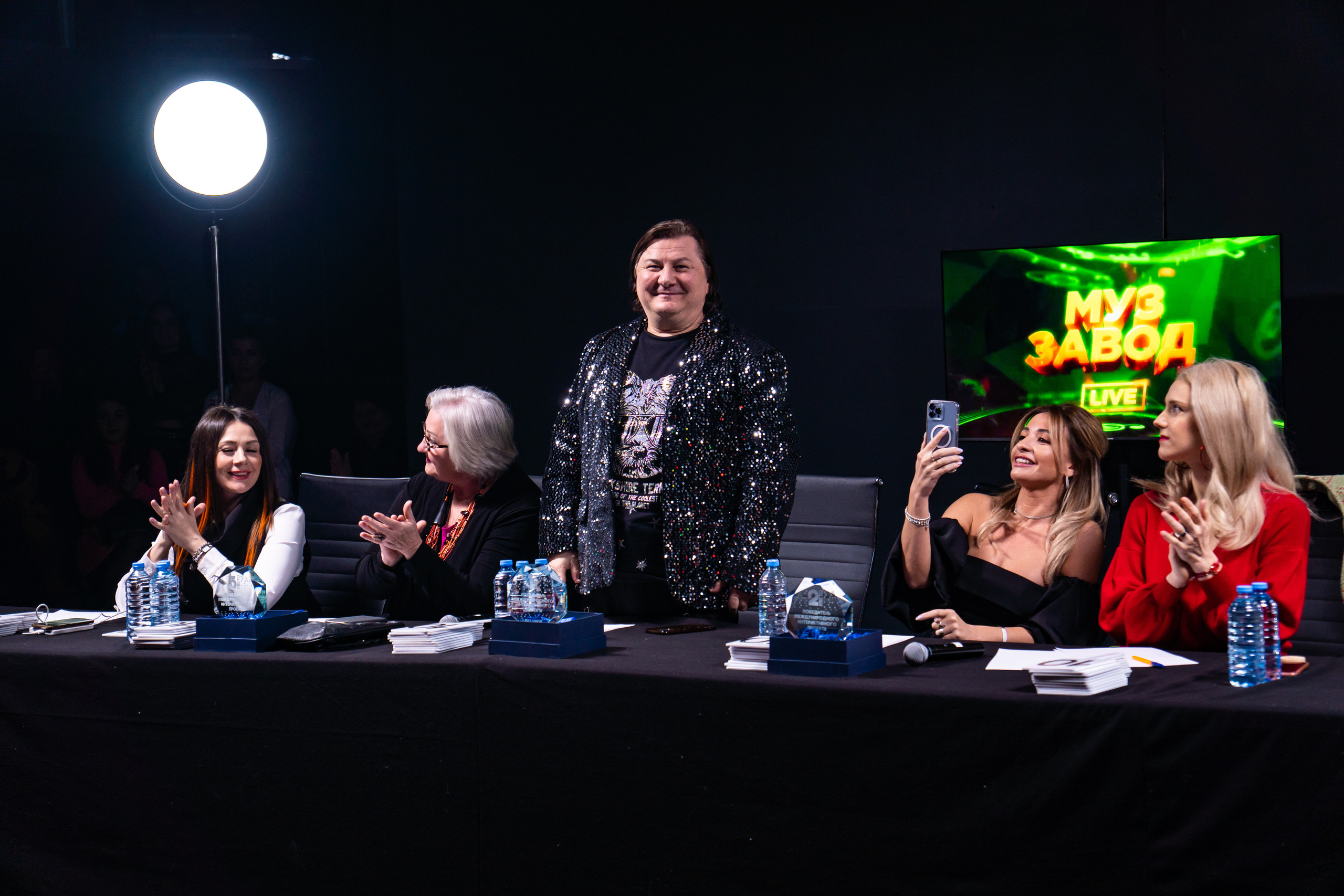 Муз завод. Фотограф. Москва. Алексей Светомиров. Love Story, портретная съемка