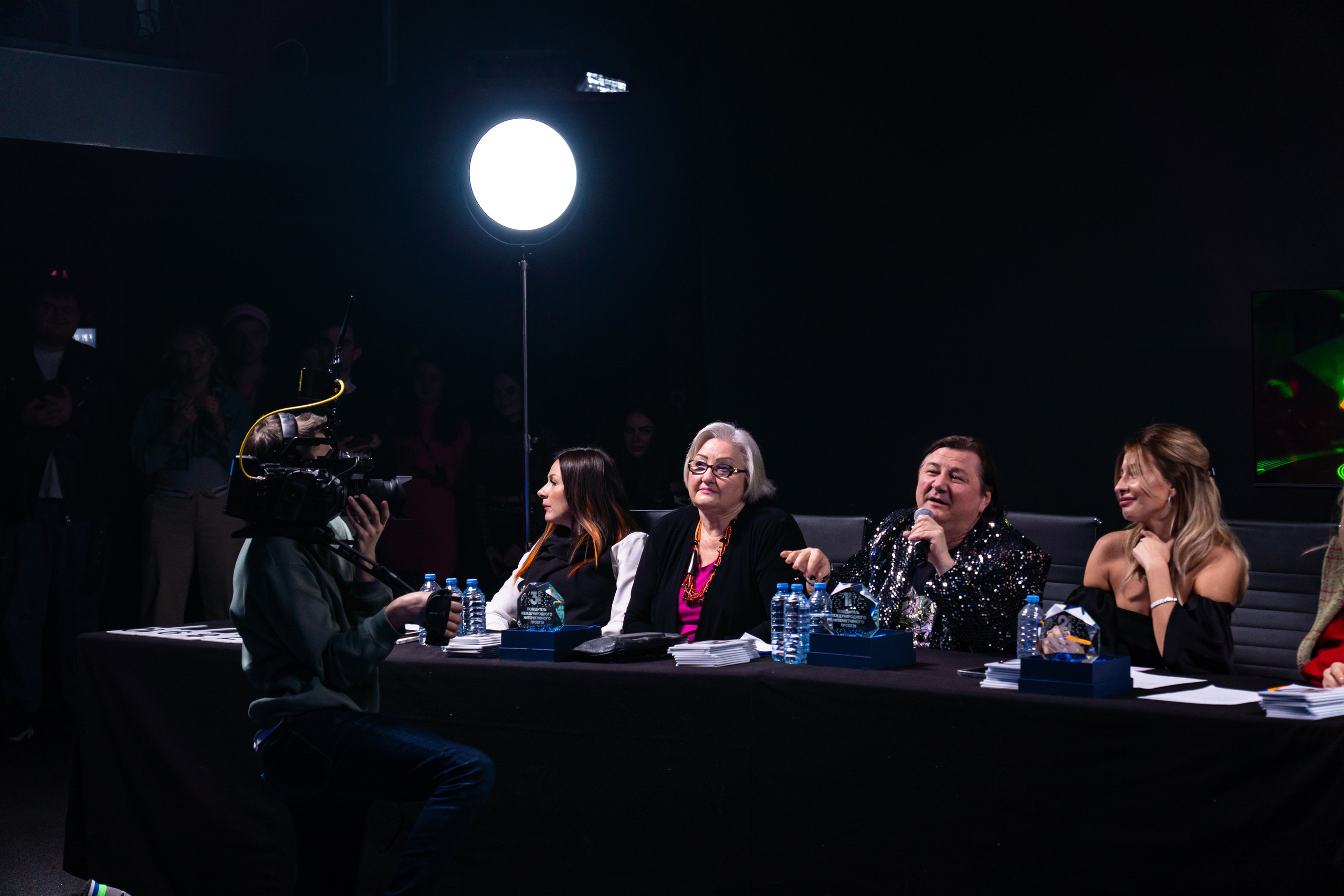 Муз завод. Фотограф. Москва. Алексей Светомиров. Love Story, портретная съемка