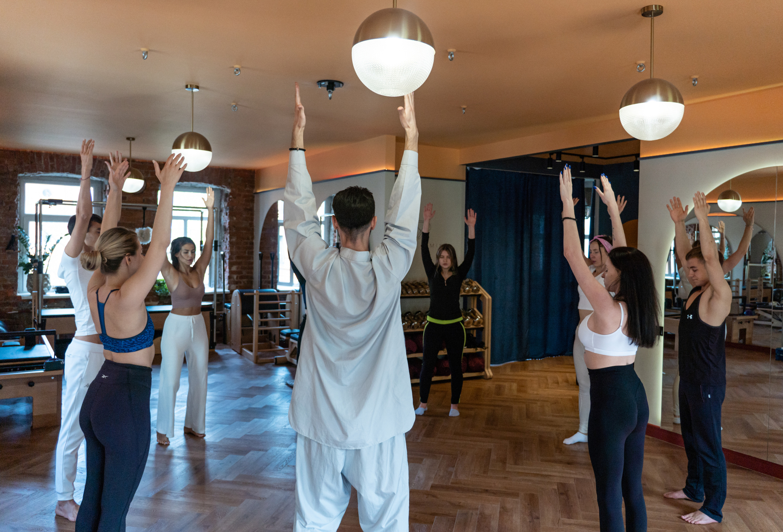 Йога и гонги в Body and Soul. Фотограф. Москва. Алексей Светомиров. Love Story, портретная съемка