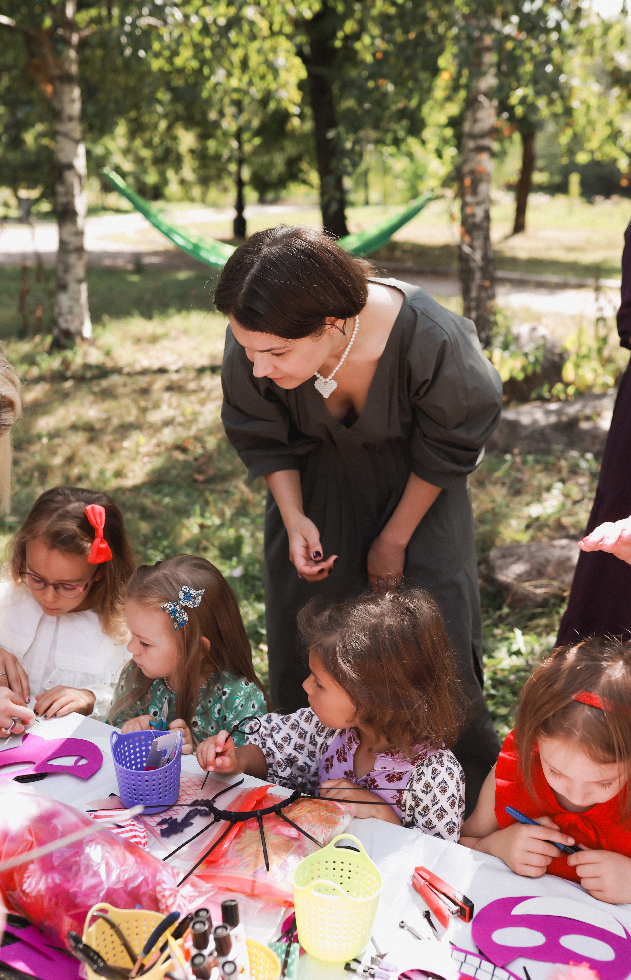 Летний пикник Алиса в стране чудес. Детский и семейный фотограф Москва Виктория Самоховец