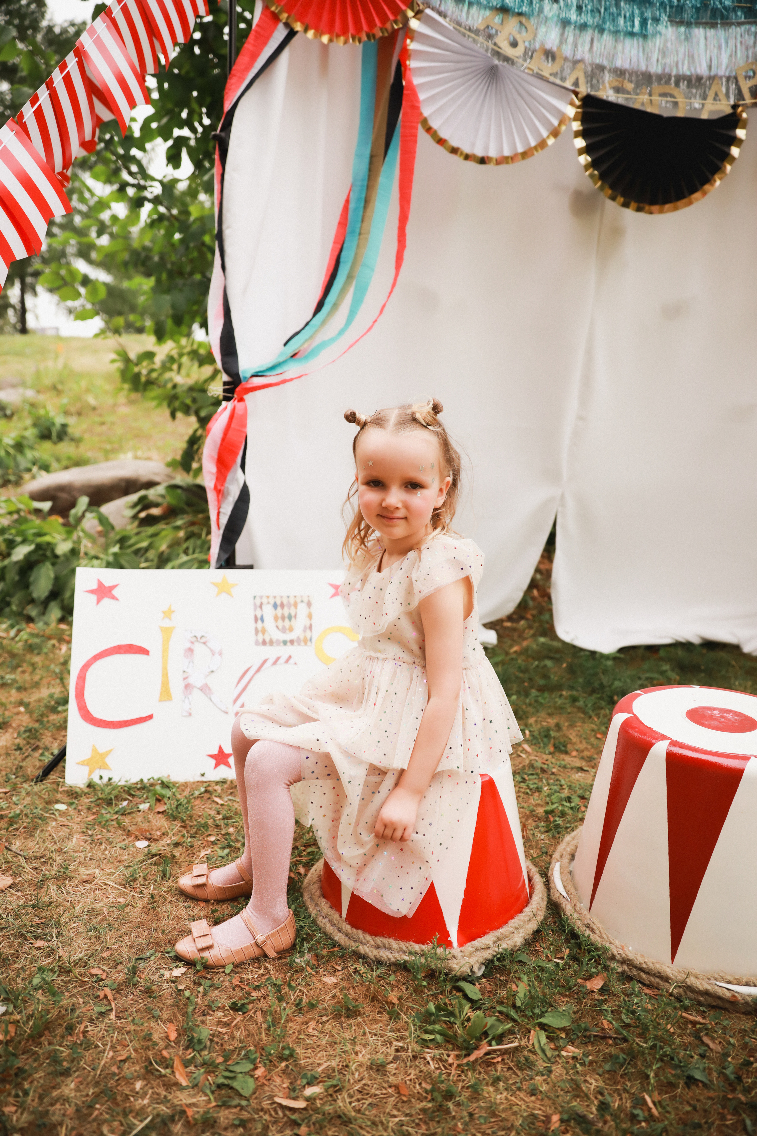 Праздник в стиле старинный цирк. Детский и семейный фотограф Москва Виктория Самоховец