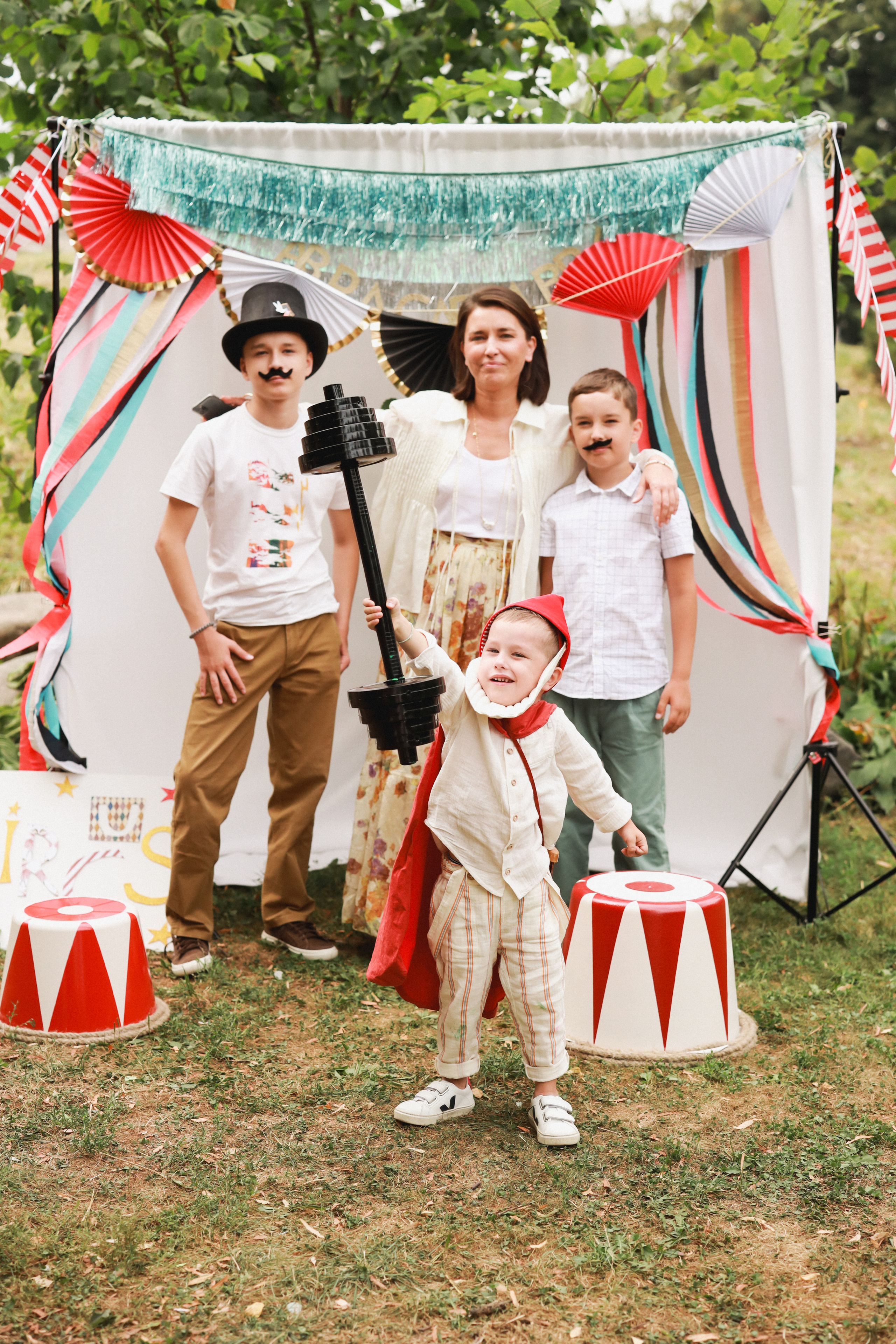 Праздник в стиле старинный цирк. Детский и семейный фотограф Москва Виктория Самоховец