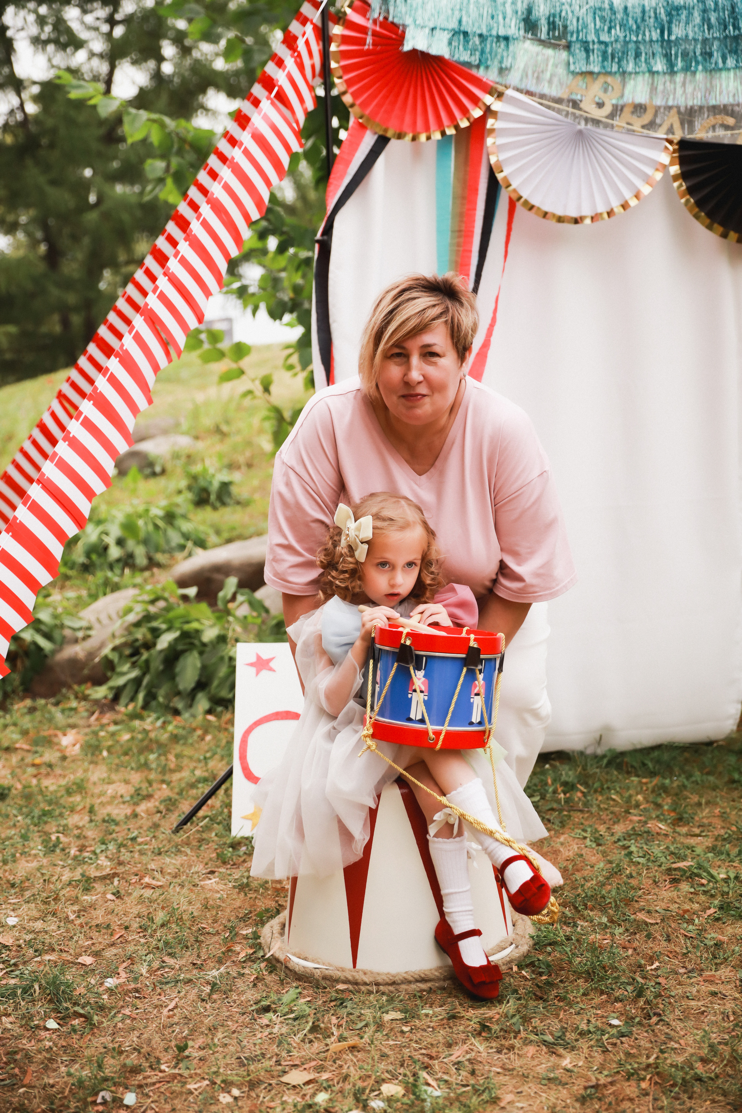 Праздник в стиле старинный цирк. Детский и семейный фотограф Москва Виктория Самоховец