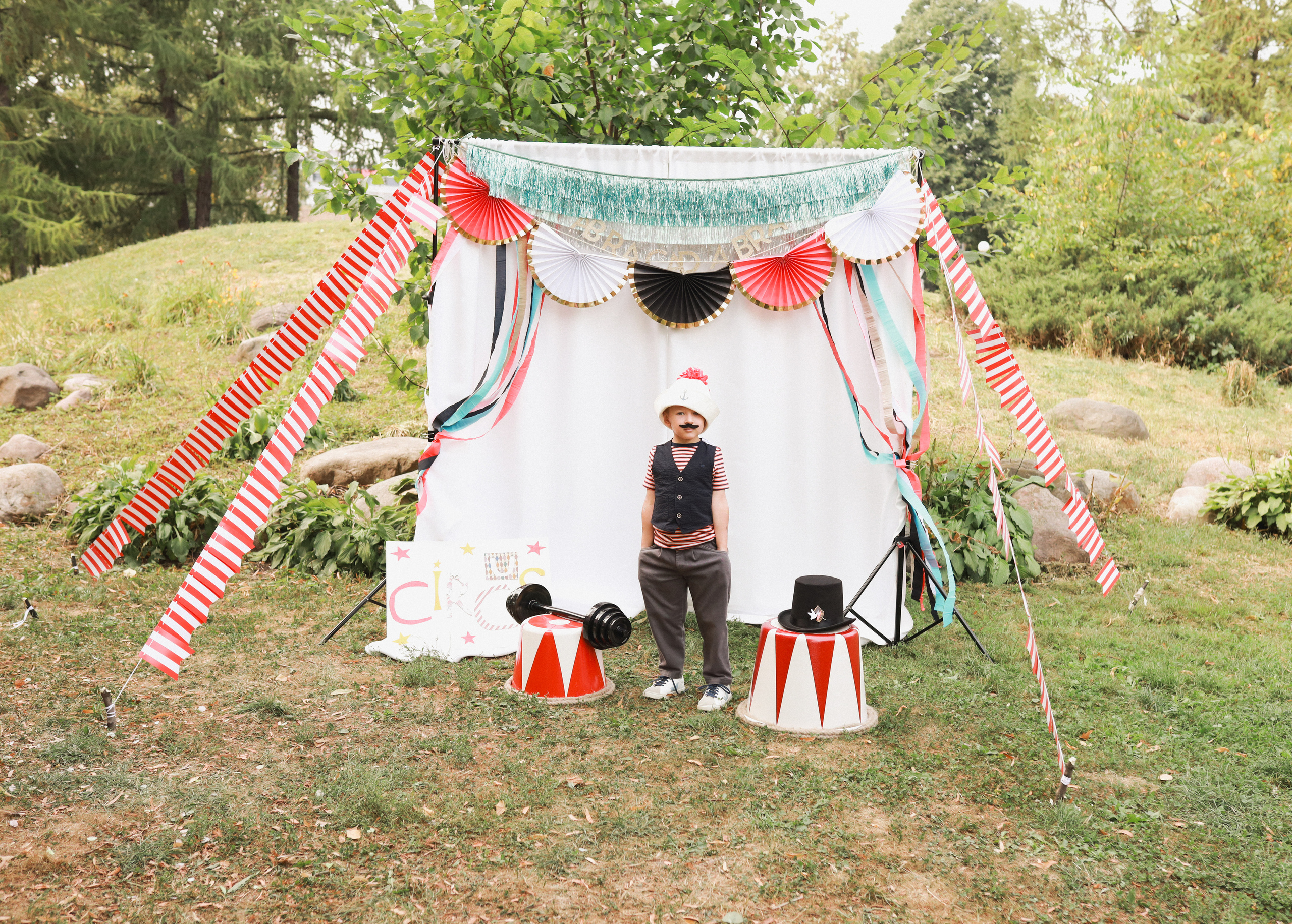 Праздник в стиле старинный цирк. Детский и семейный фотограф Москва Виктория Самоховец