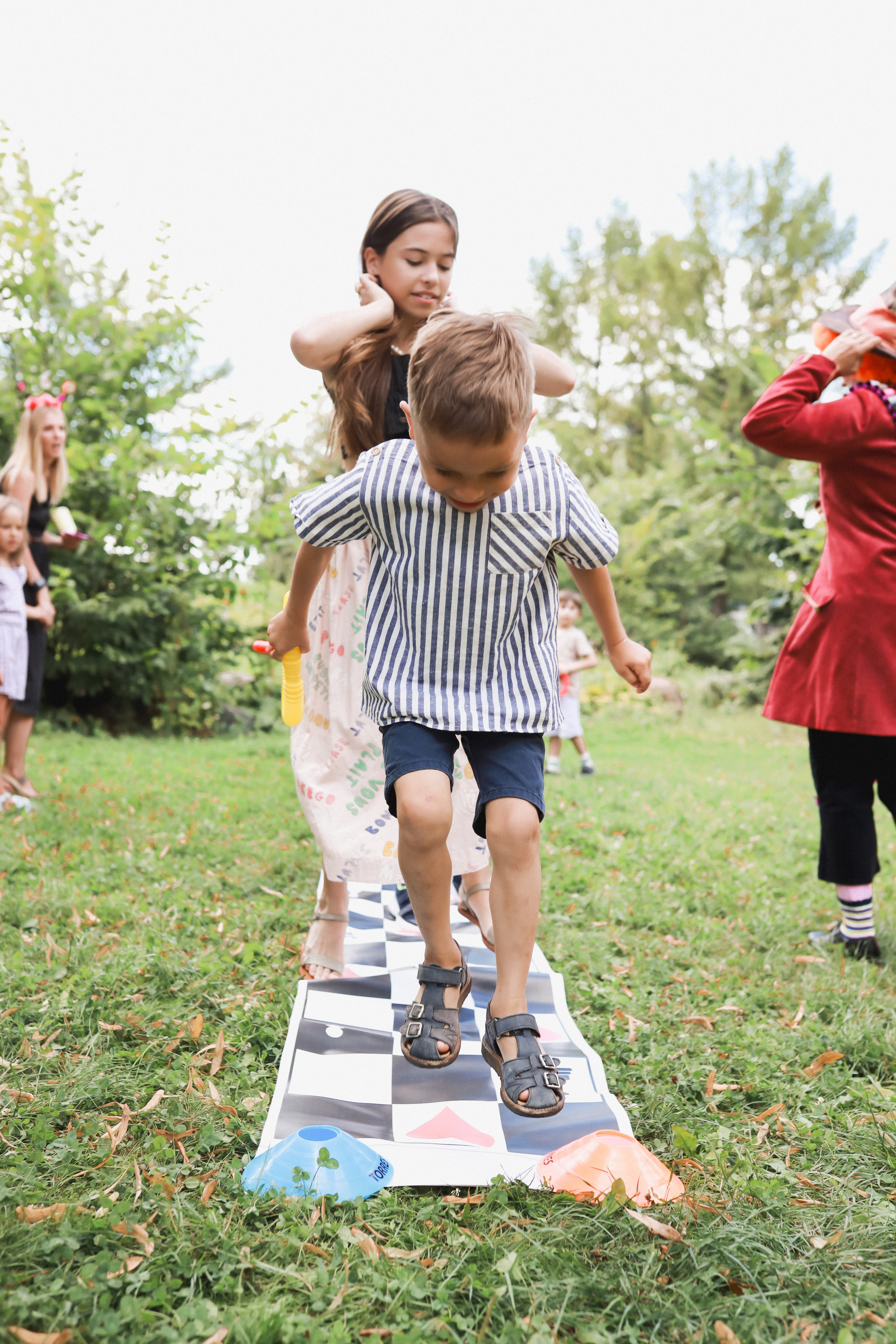 Летний пикник Алиса в стране чудес. Детский и семейный фотограф Москва Виктория Самоховец