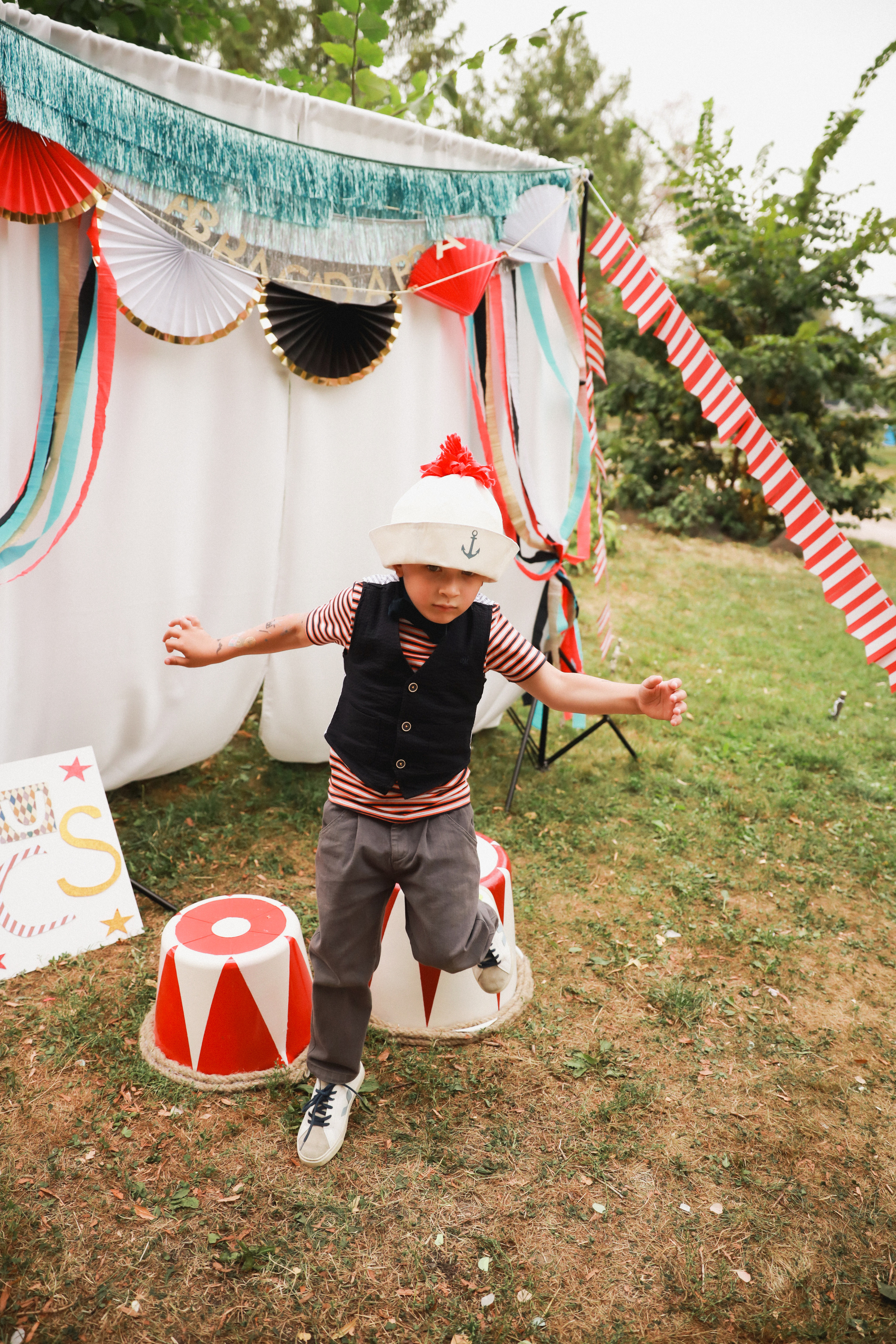 Праздник в стиле старинный цирк. Детский и семейный фотограф Москва Виктория Самоховец