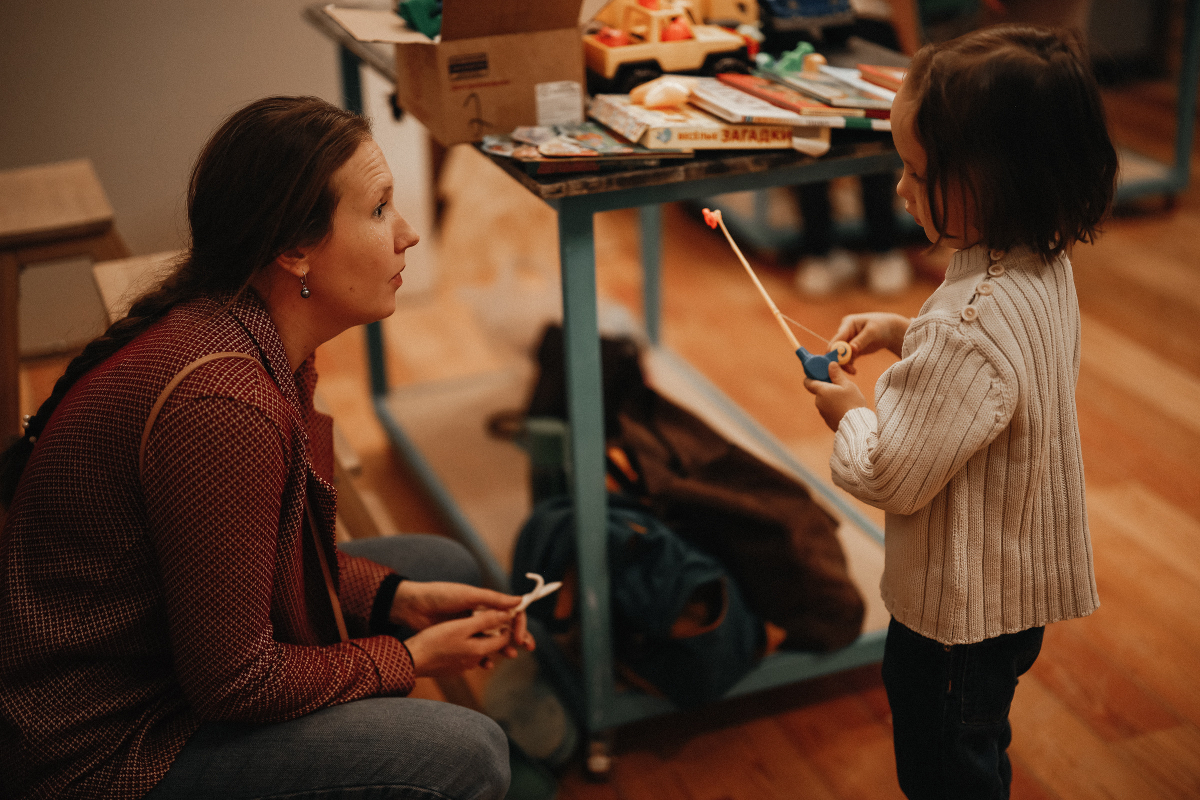 Зеленая школа праздник мам Хамовников. Детский и семейный фотограф Москва Виктория Самоховец