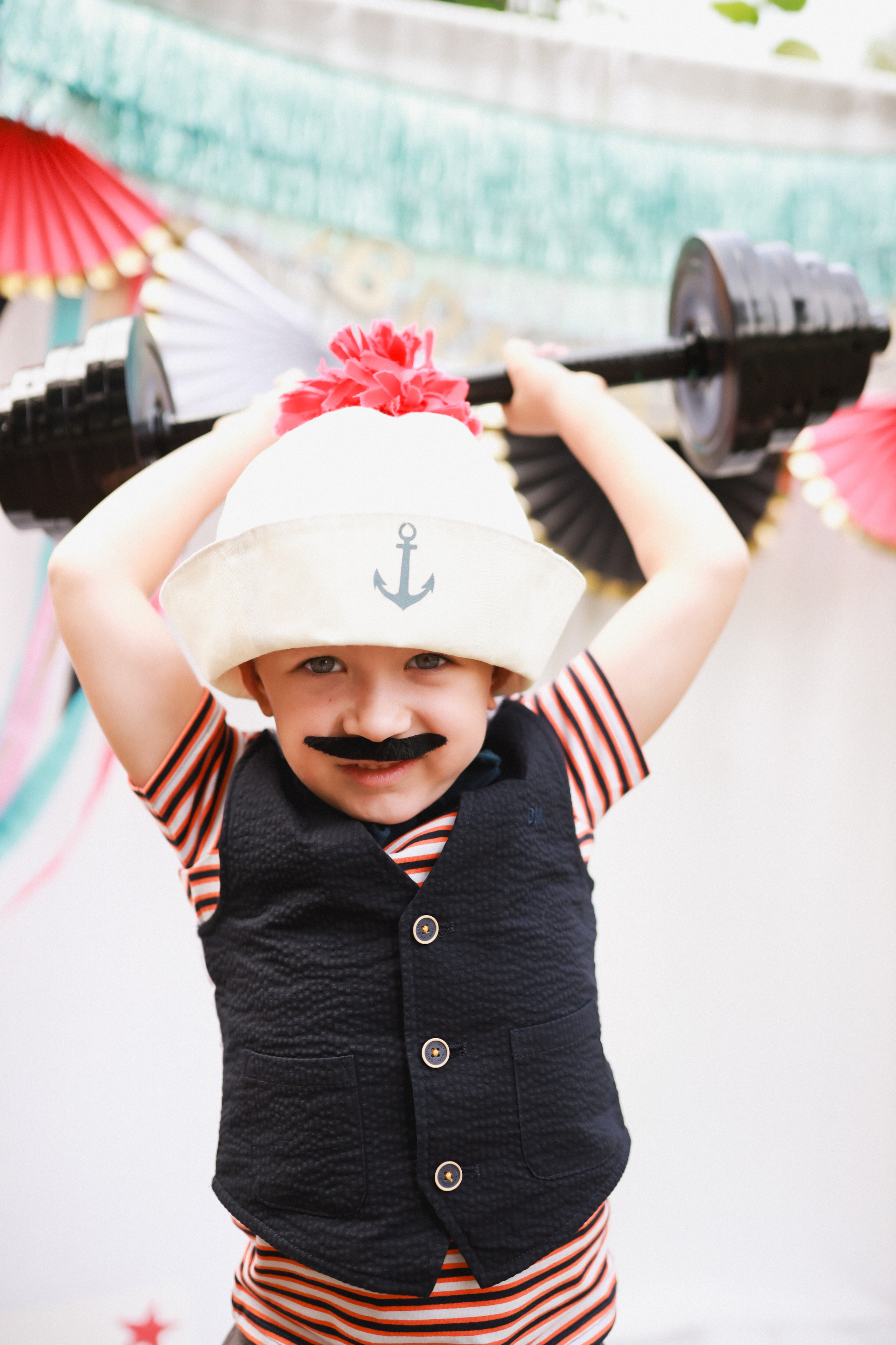Праздник в стиле старинный цирк. Детский и семейный фотограф Москва Виктория Самоховец