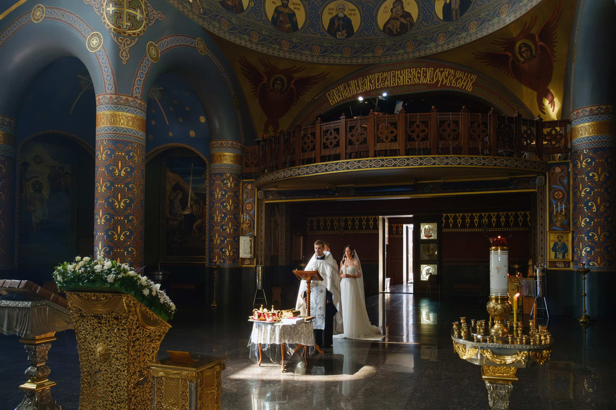 Две Здезды — Храм 19 века. Свадебный Видеограф Фотограф в Сочи